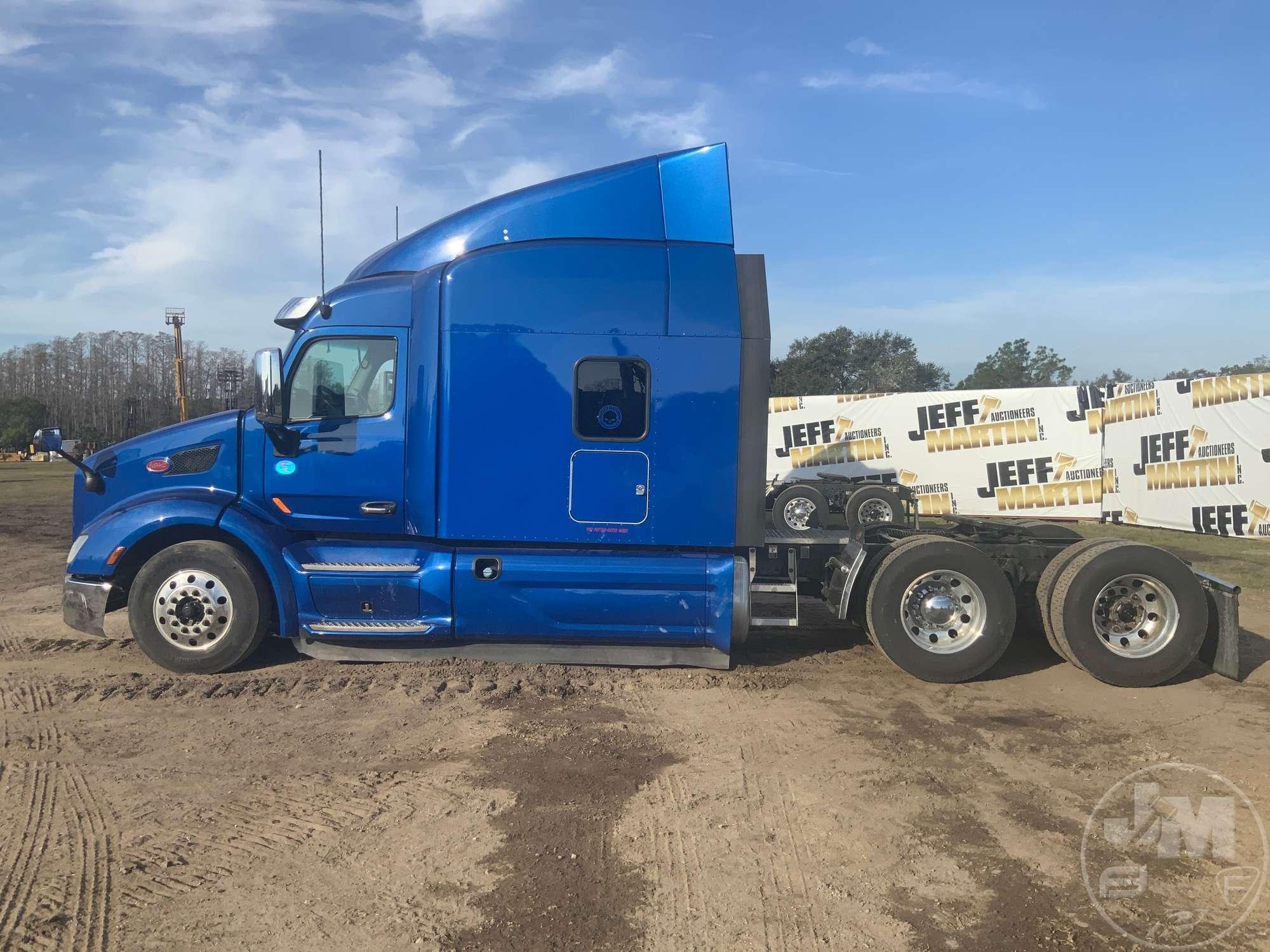 2019 PETERBILT 579 TANDEM AXLE TRUCK TRACTOR VIN: 1XPBDP9X8KD612558