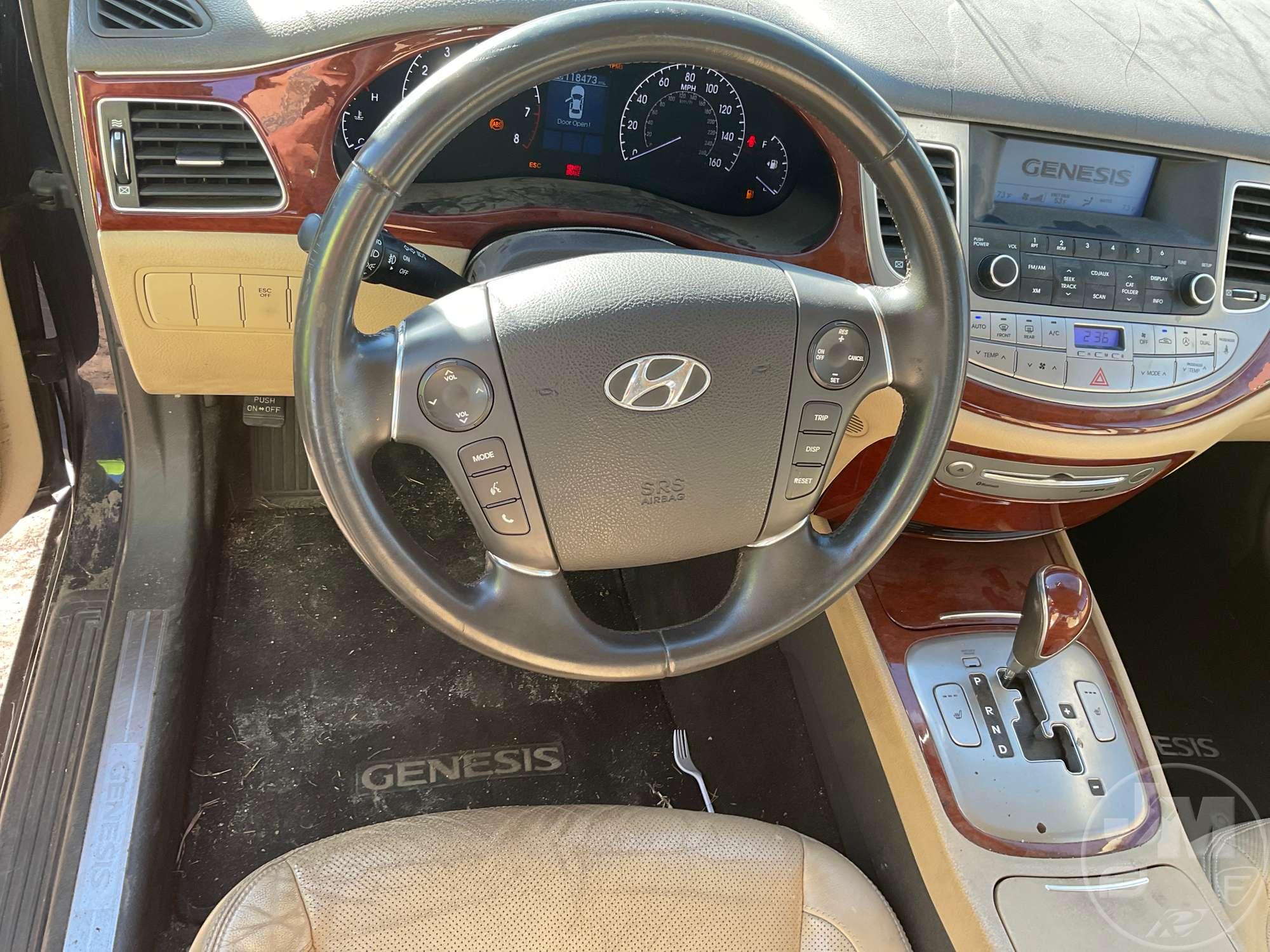 2012 HYUNDAI GENESIS VIN: KMHGC4DDXCU187296 2WD SEDAN