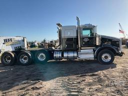 2012 KENWORTH T800 TRI AXLE TRUCK TRACTOR VIN: 1XKDP4EXXCJ325803