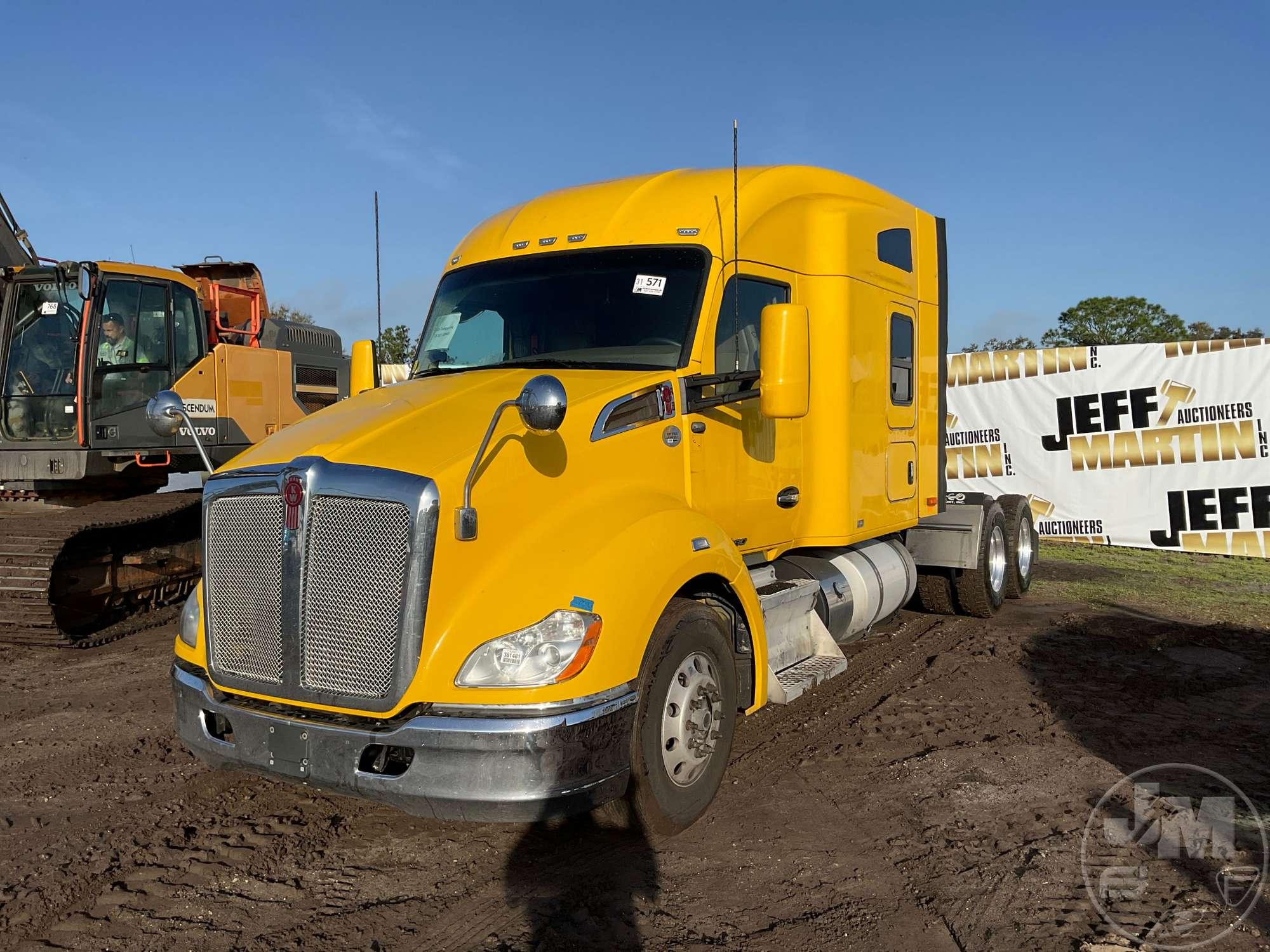 2017 KENWORTH T680 TANDEM AXLE TRUCK TRACTOR VIN: 1XKYDP9X6HJ176156