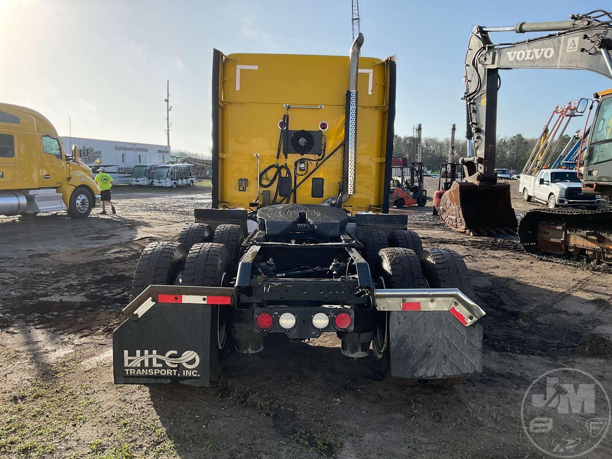 2017 KENWORTH T680 TANDEM AXLE TRUCK TRACTOR VIN: 1XKYDP9X6HJ176156