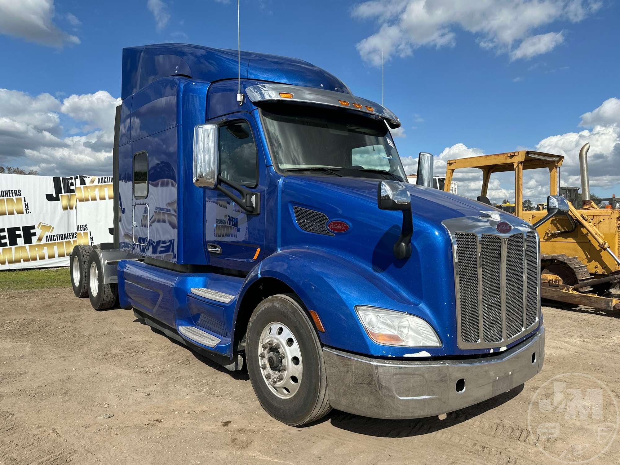 2019 PETERBILT 579 TANDEM AXLE TRUCK TRACTOR VIN: 1XPBDP9X0KD612554