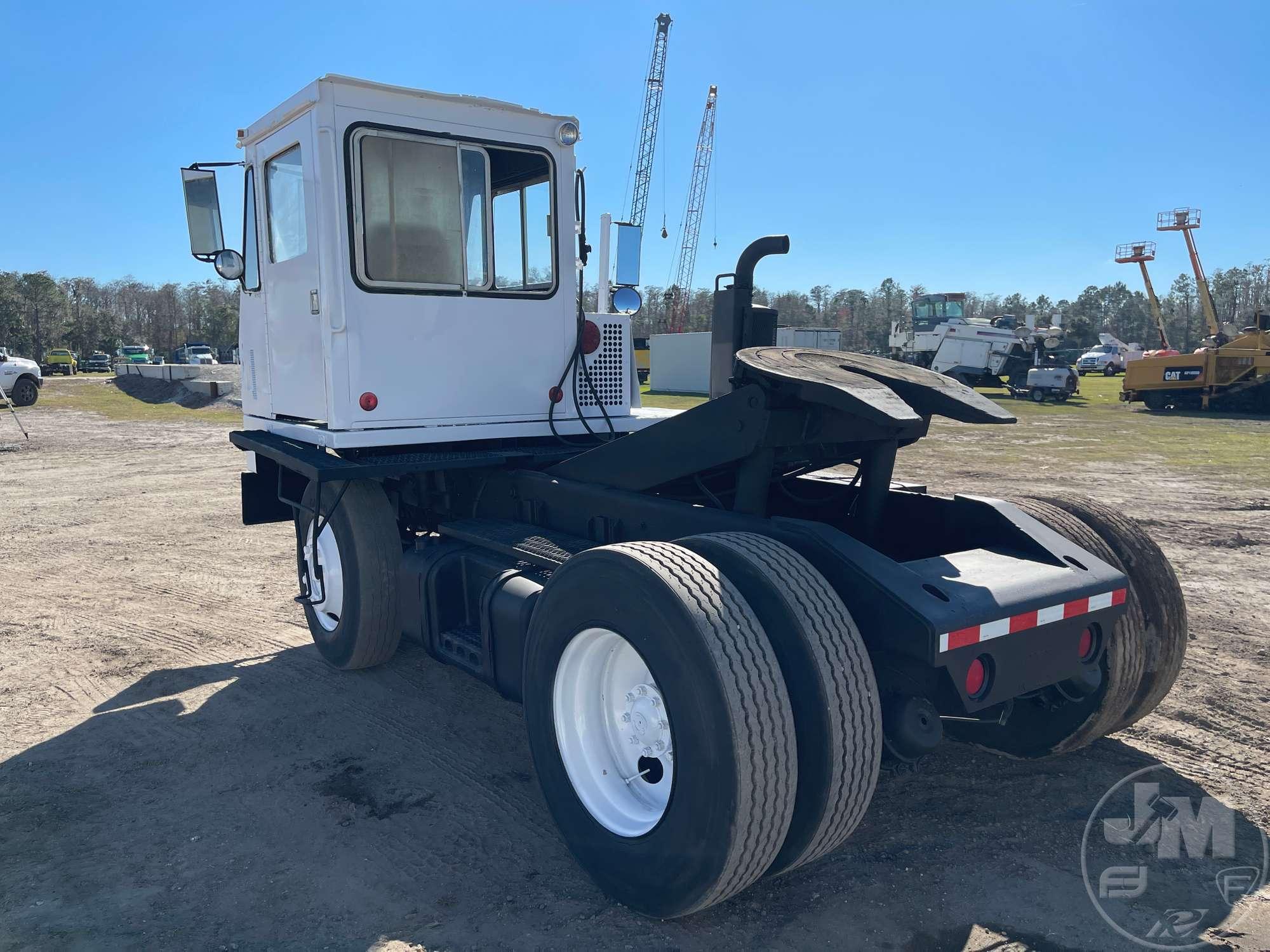 1981 OTTAWA 30 SINGLE AXLE TOTER TRUCK VIN: 53732