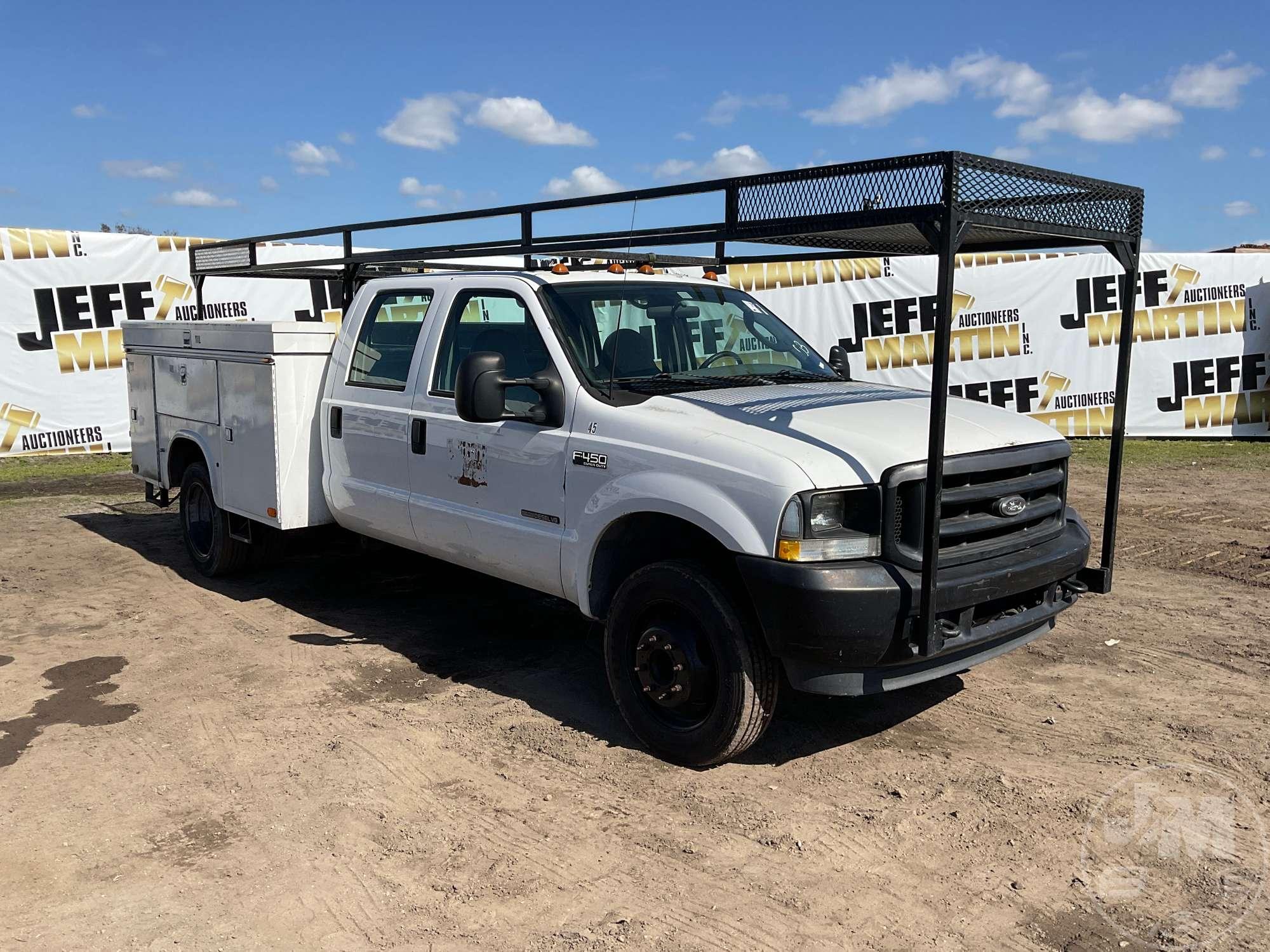 2003 FORD F-450 XL S/A UTILITY TRUCK VIN: 1FDXW46F13EA63868