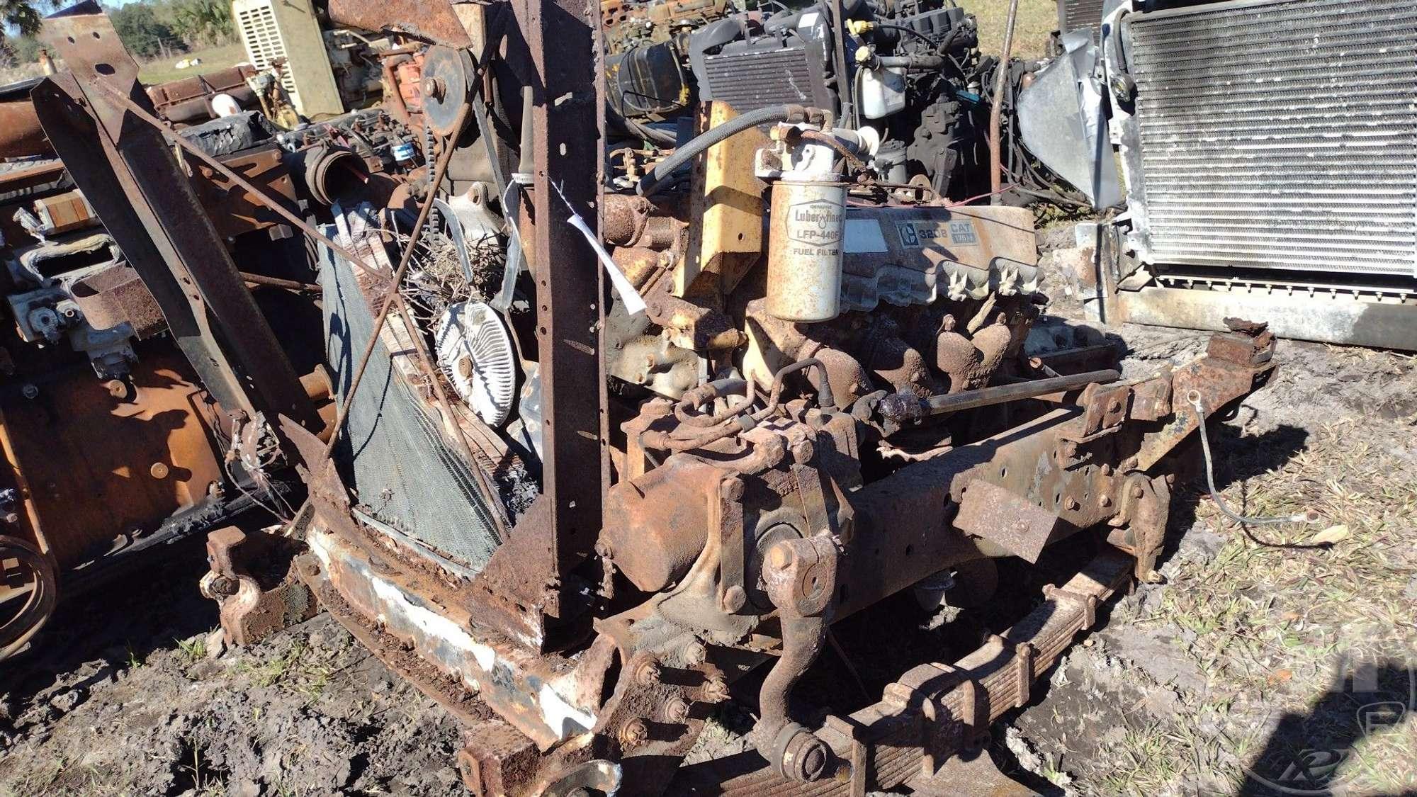 1983 CATERPILLAR 3208 SN: 51716188 ENGINE