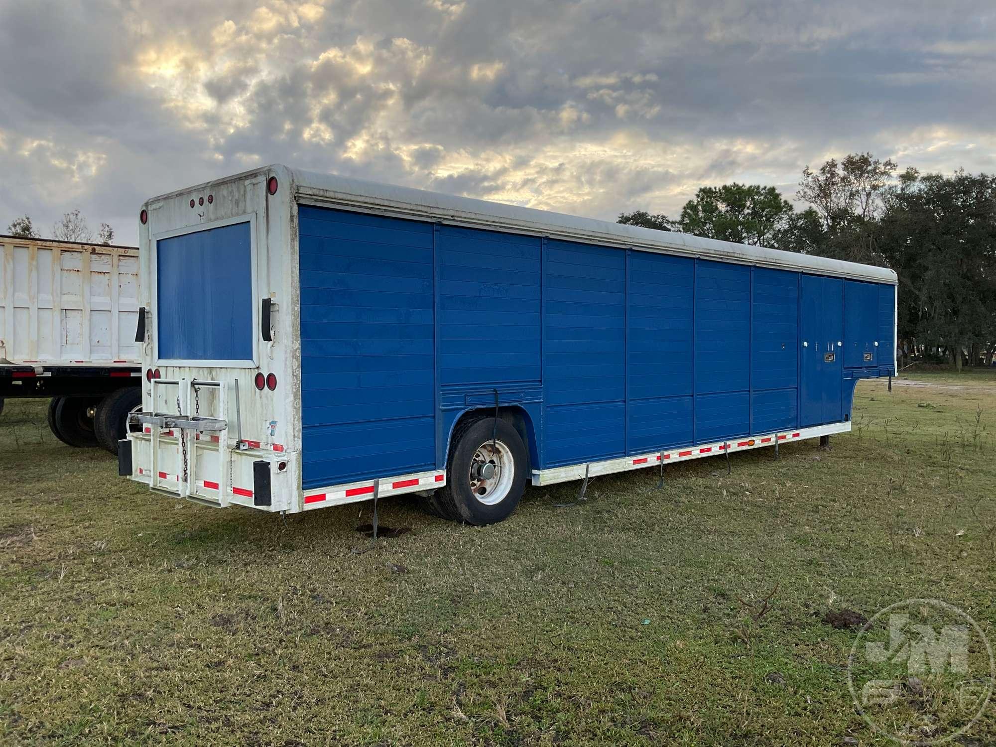 2010 MICKEY TRUCK BODIES INC. 18AT VIN: 5CWRA4111AH103269 S/A BEVERAGE TRAILER