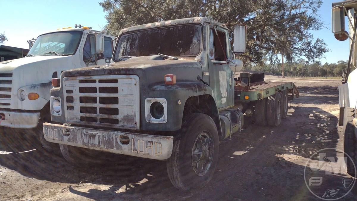 1983 INTERNATIONAL F-1954 VIN: 2HTAF1953DCA16463 T/A FLATBED TRUCK