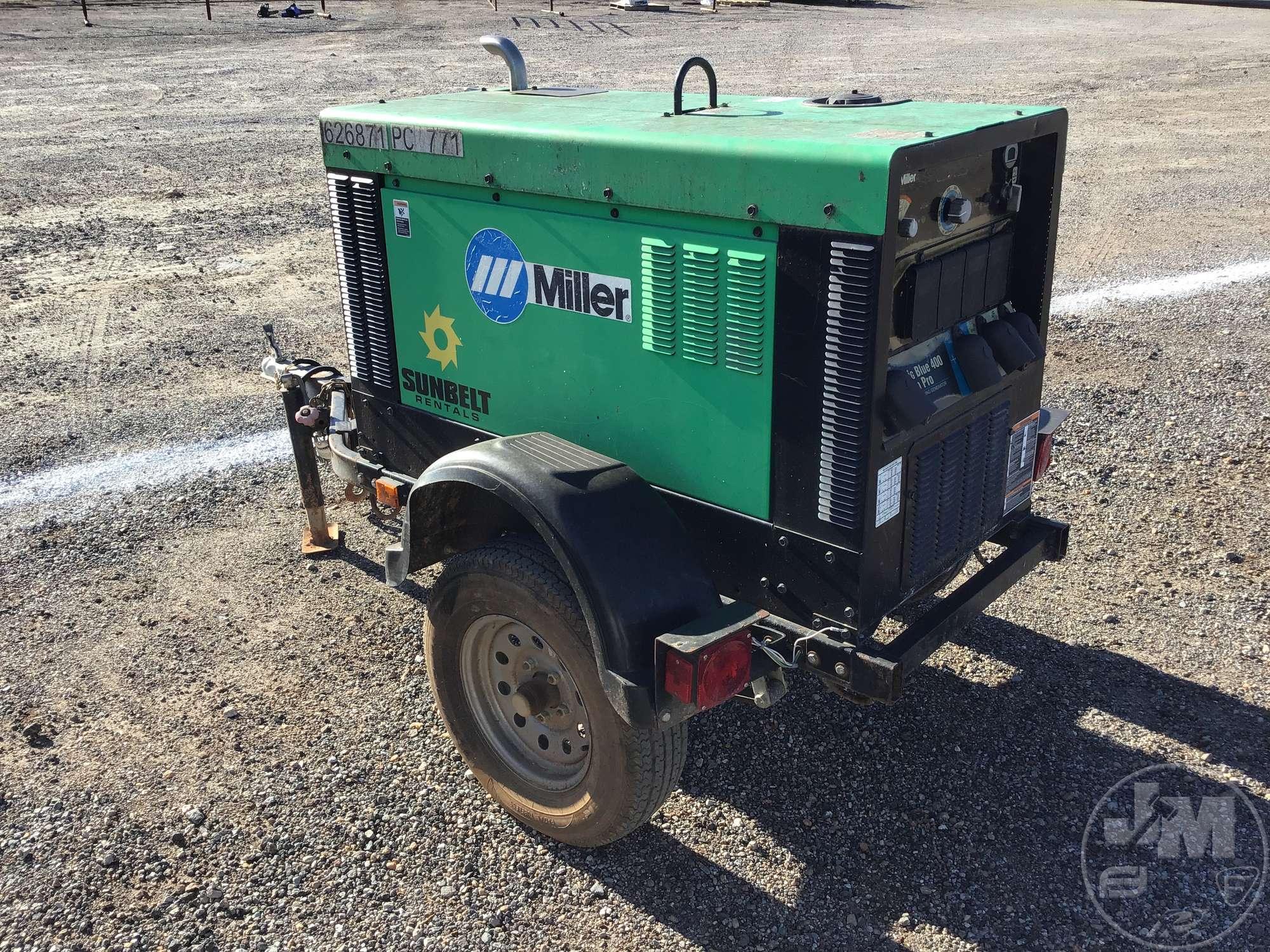 MILLER BIG BLUE 400 ECO PRO DC WELDING GENERATOR  500 AMP PORTABLE WELDER SN: ME190087E