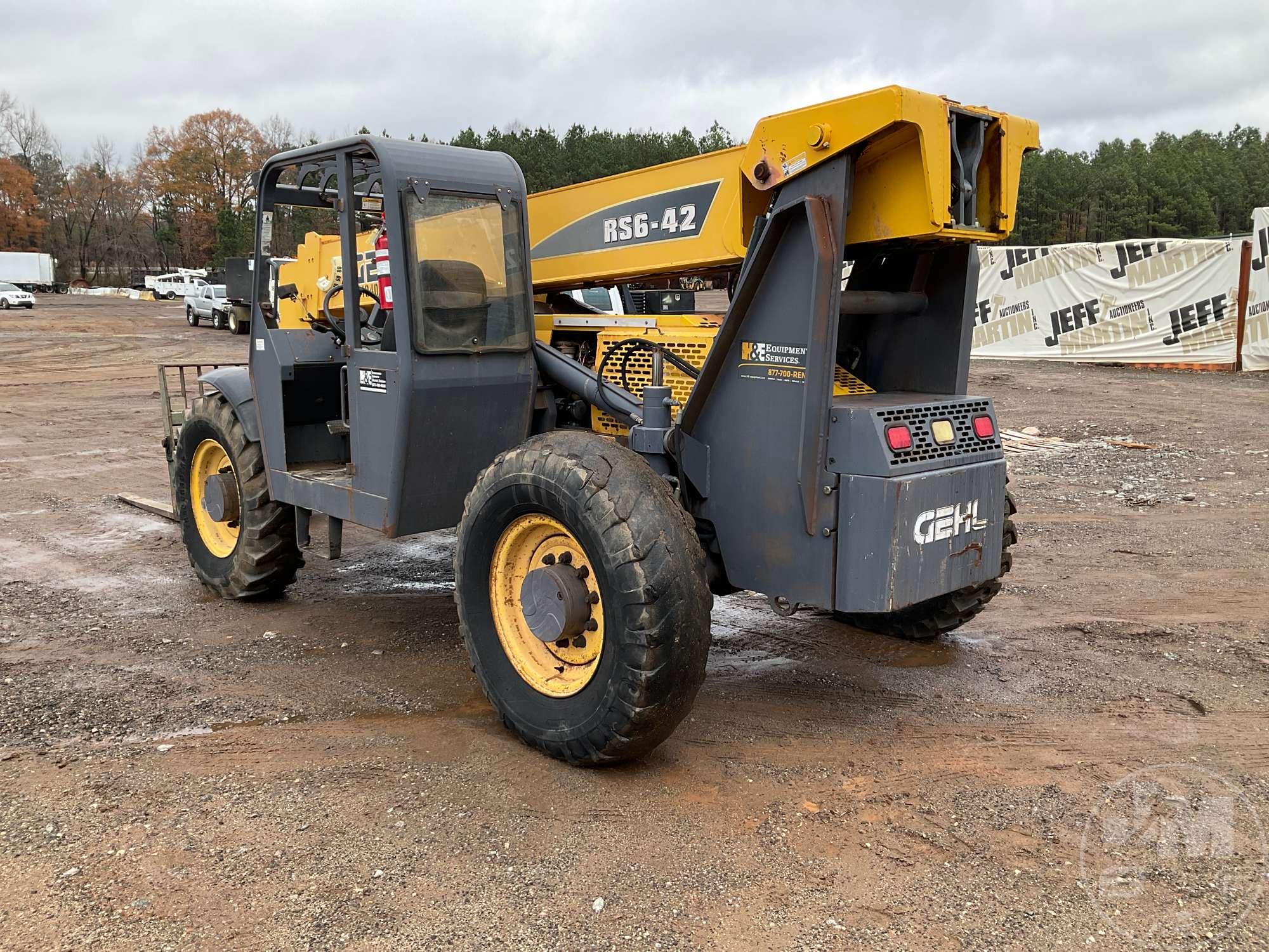 2005 GEHL RS6-XR42 TELESCOPIC FORKLIFT SN: RS642IW0813424