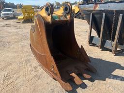 DEERE JD330LC 36" HD 1.5 CY BUCKET