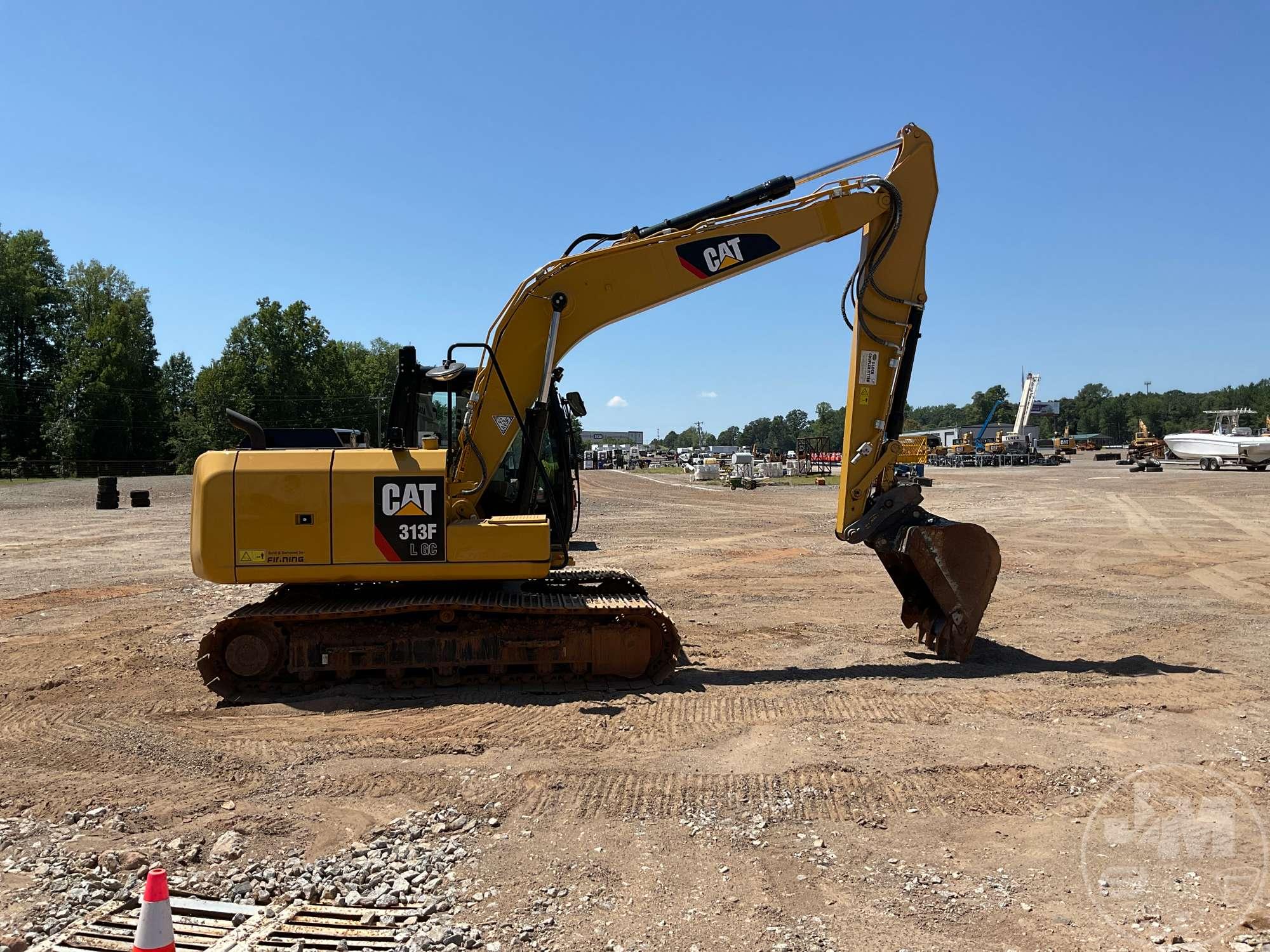 2018 CATERPILLAR 313FLGC HYDRAULIC EXCAVATOR SN: CAT0313FKGJD10444