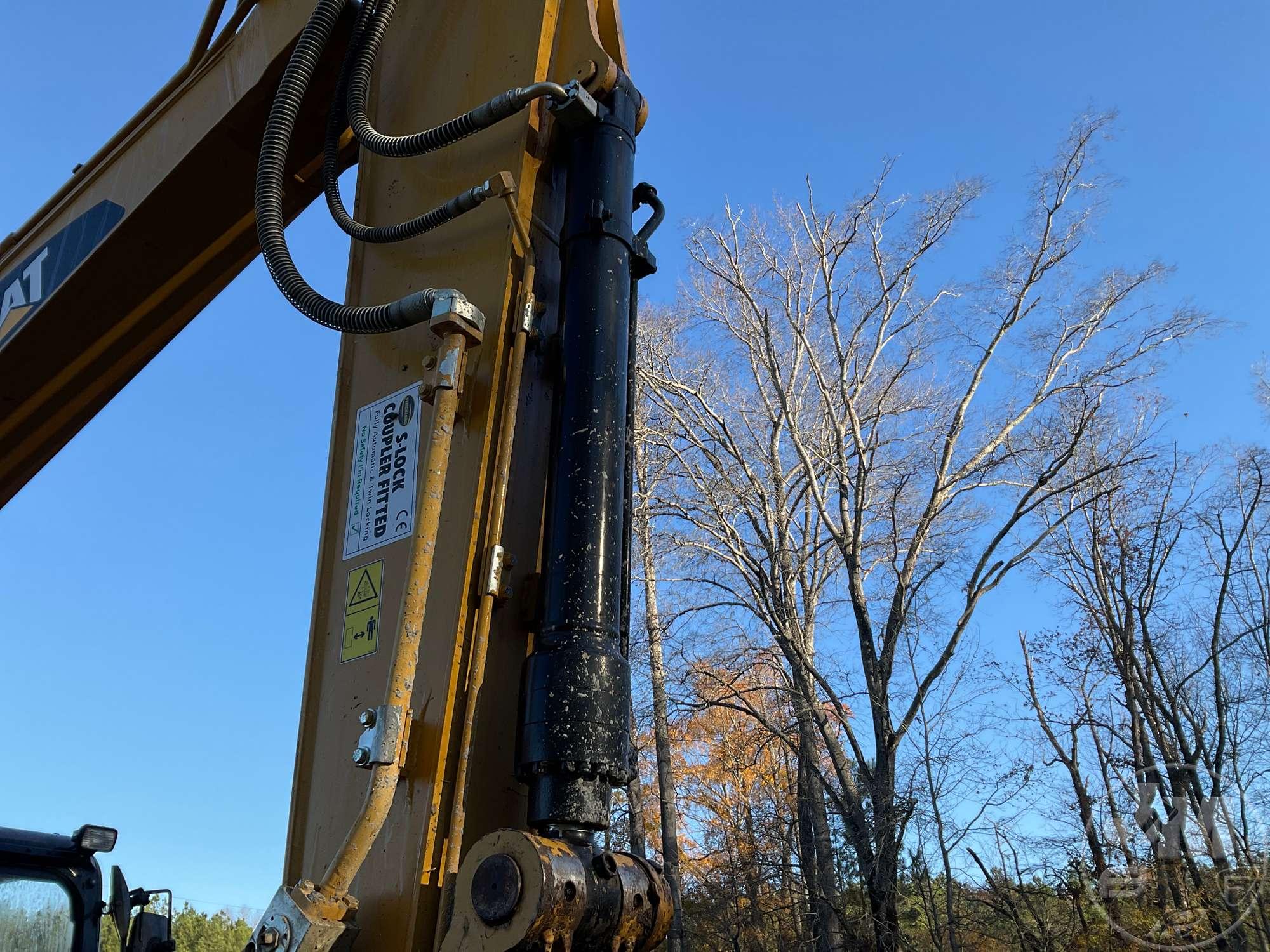 2018 CATERPILLAR 313FL GC HYDRAULIC EXCAVATOR SN: CAT0313FCGJD10424