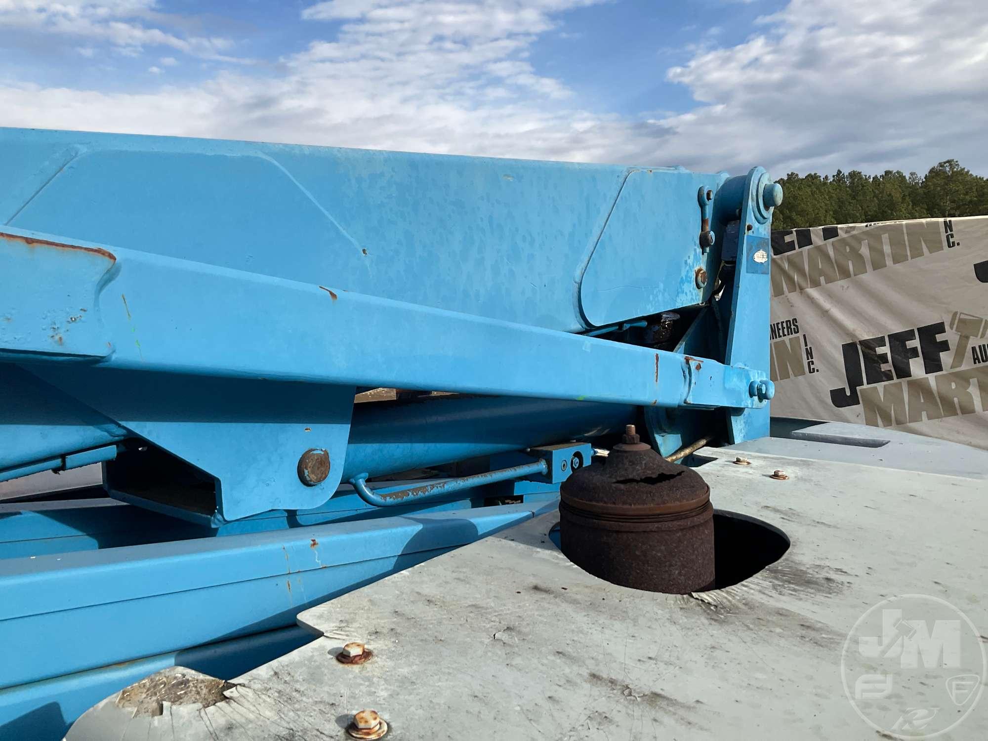 1999 GENIE Z-34/22 4X4 34' ARTICULATED BOOM LIFT SN: 1641