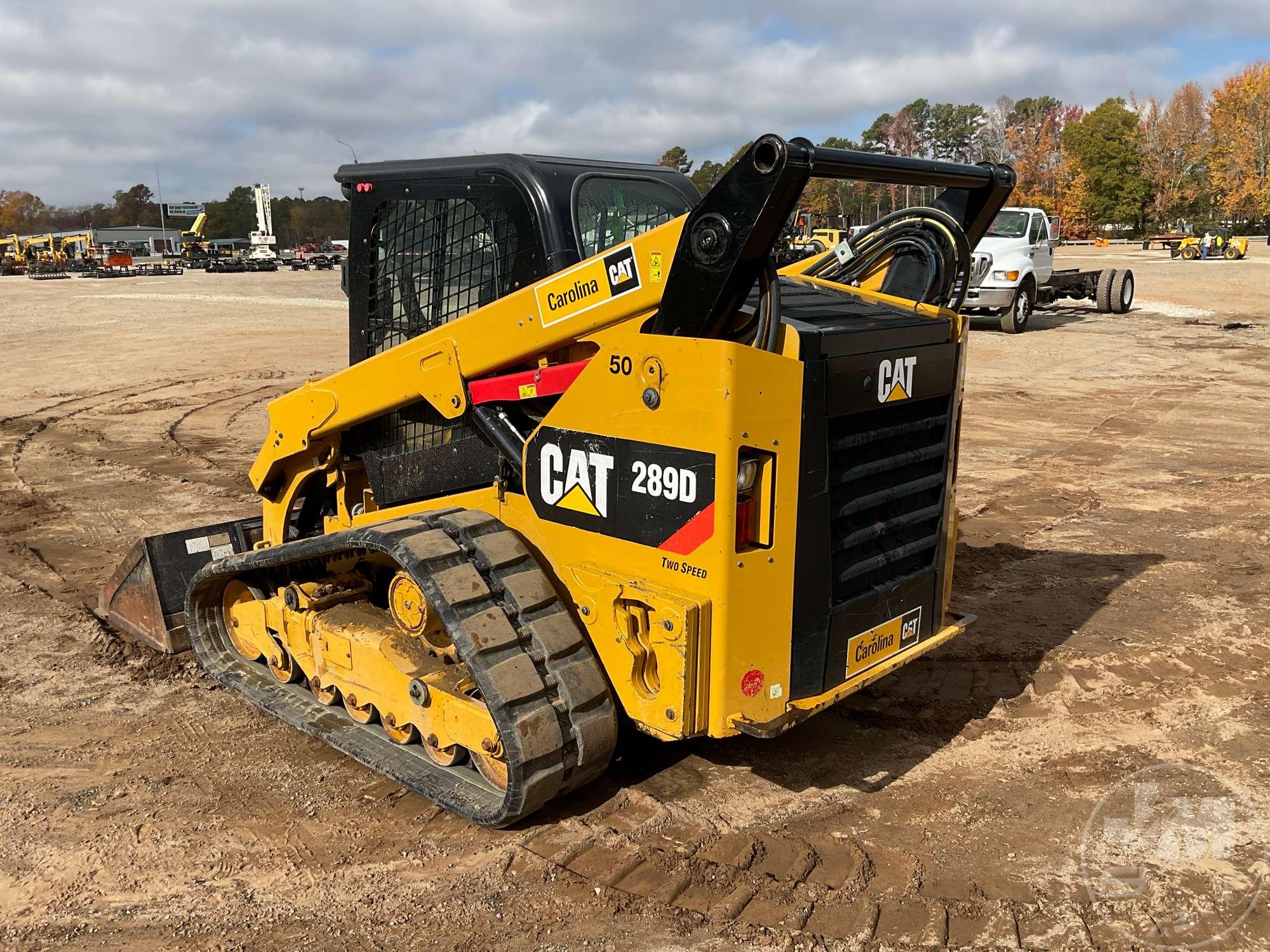 2019 CATERPILLAR MODEL 289D MULTI TERRAIN LOADER SN: TAW13450 CAB