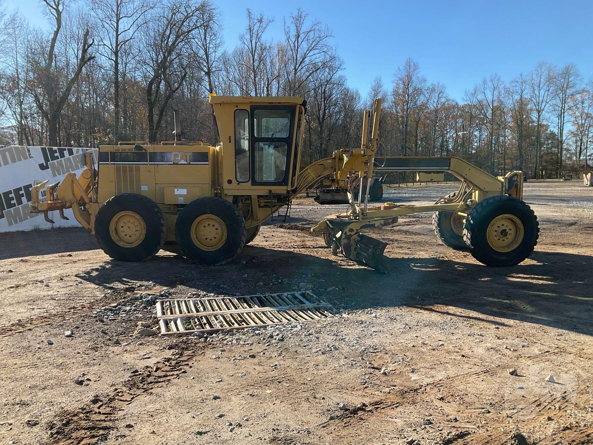 1995 CATERPILLAR 12H MOTORGRADER SN: 4XM00432