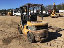 2005 CATERPILLAR P5500 PNEUMATIC TIRE FORKLIFT SN: AT3700018