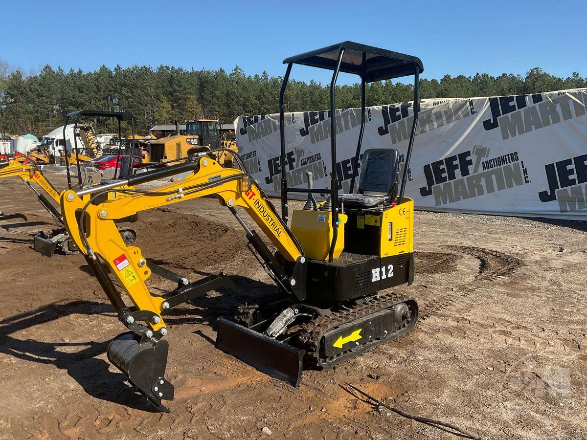 2022 AGROTK T12 MINI EXCAVATOR SN: T1222071601