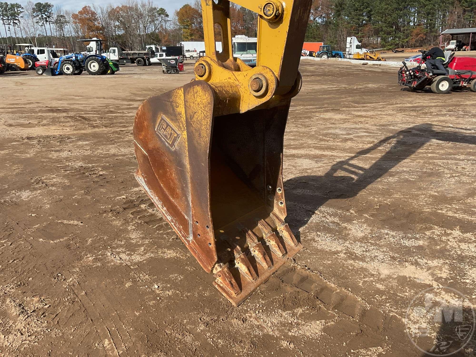 2015 CATERPILLAR 311FLRR HYDRAULIC EXCAVATOR SN: JFT00783