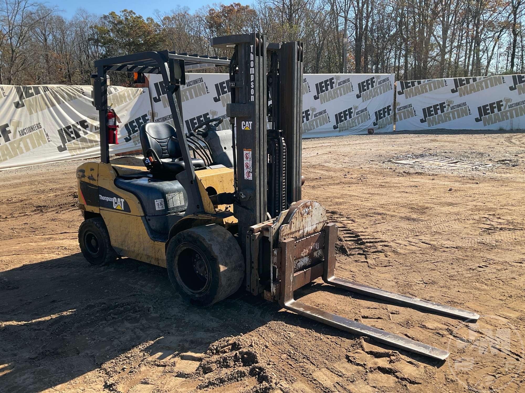 2013 CATERPILLAR 2PD6000 PNEUMATIC TIRE FORKLIFT SN: AT14E31624