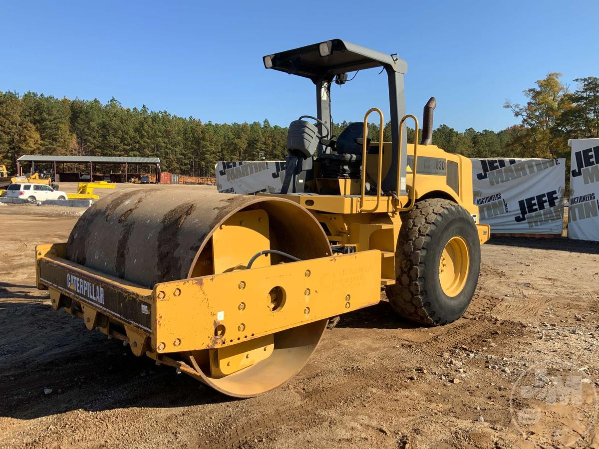 2003 CATERPILLAR CS563D SN: CATCS563E9MW00975 SINGLE DRUM VIBRATORY ROLLER