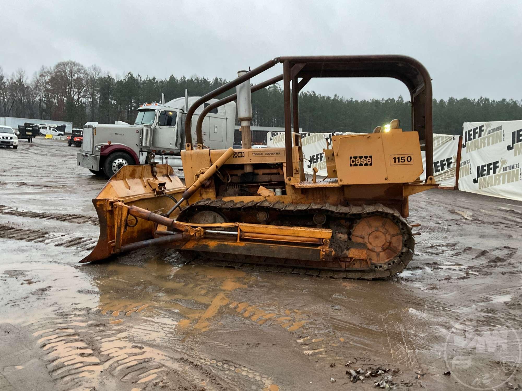 CASE 1150 SN: 30108 CRAWLER TRACTOR CANOPY