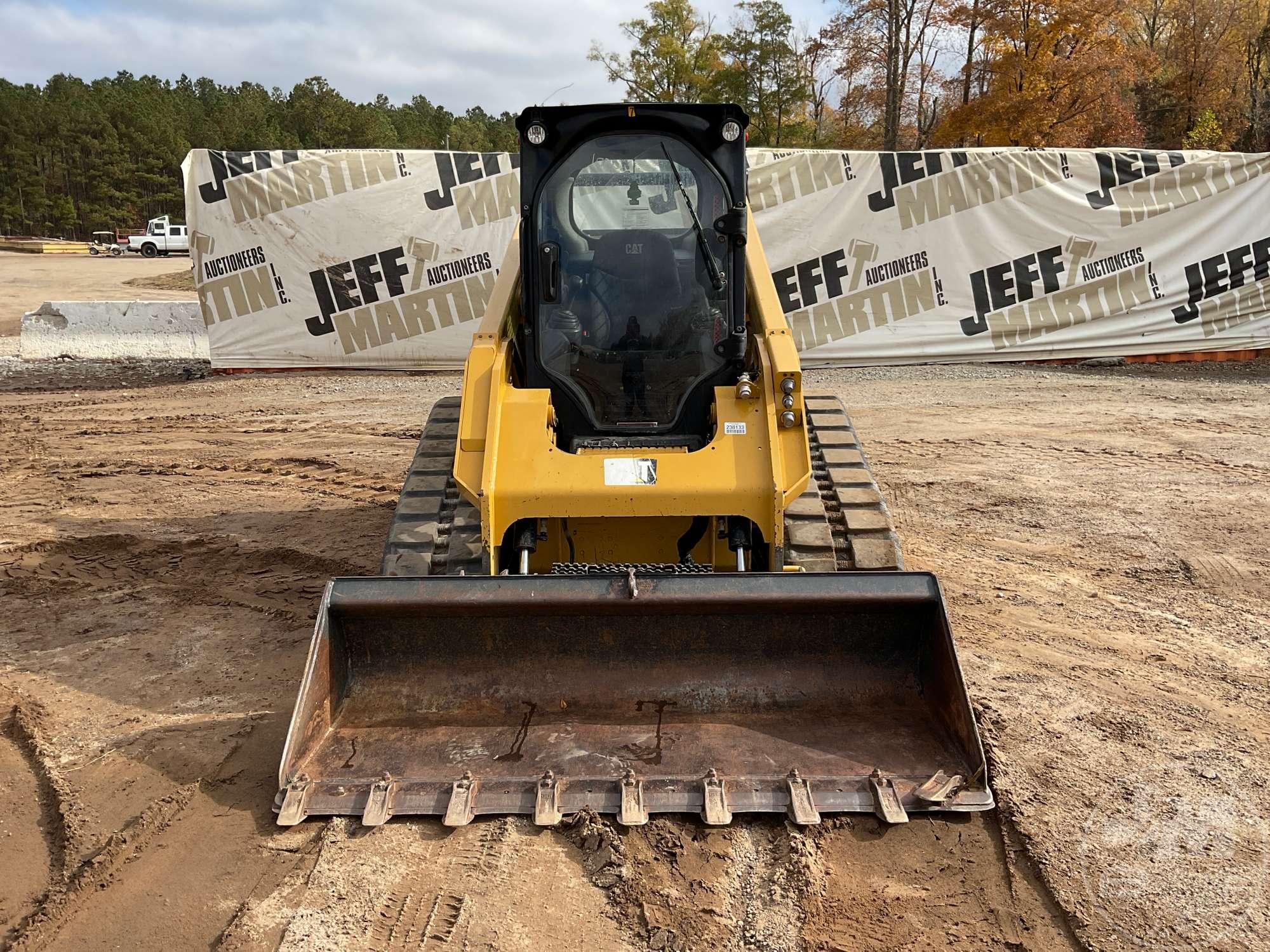 2019 CATERPILLAR MODEL 289D MULTI TERRAIN LOADER SN: TAW13450 CAB