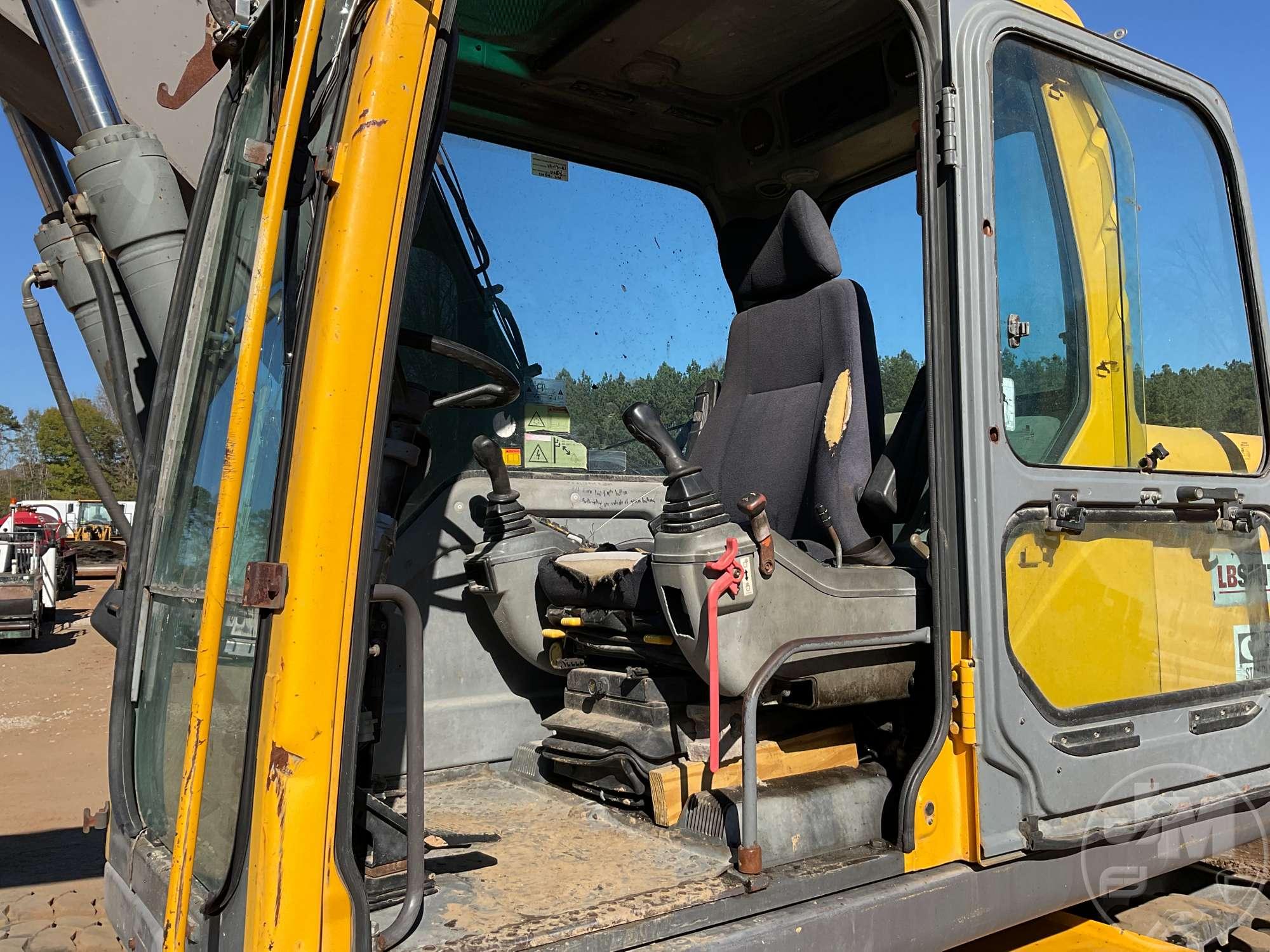 2004 VOLVO EW180B MOBILE EXCAVATOR SN: EW180BV8751238