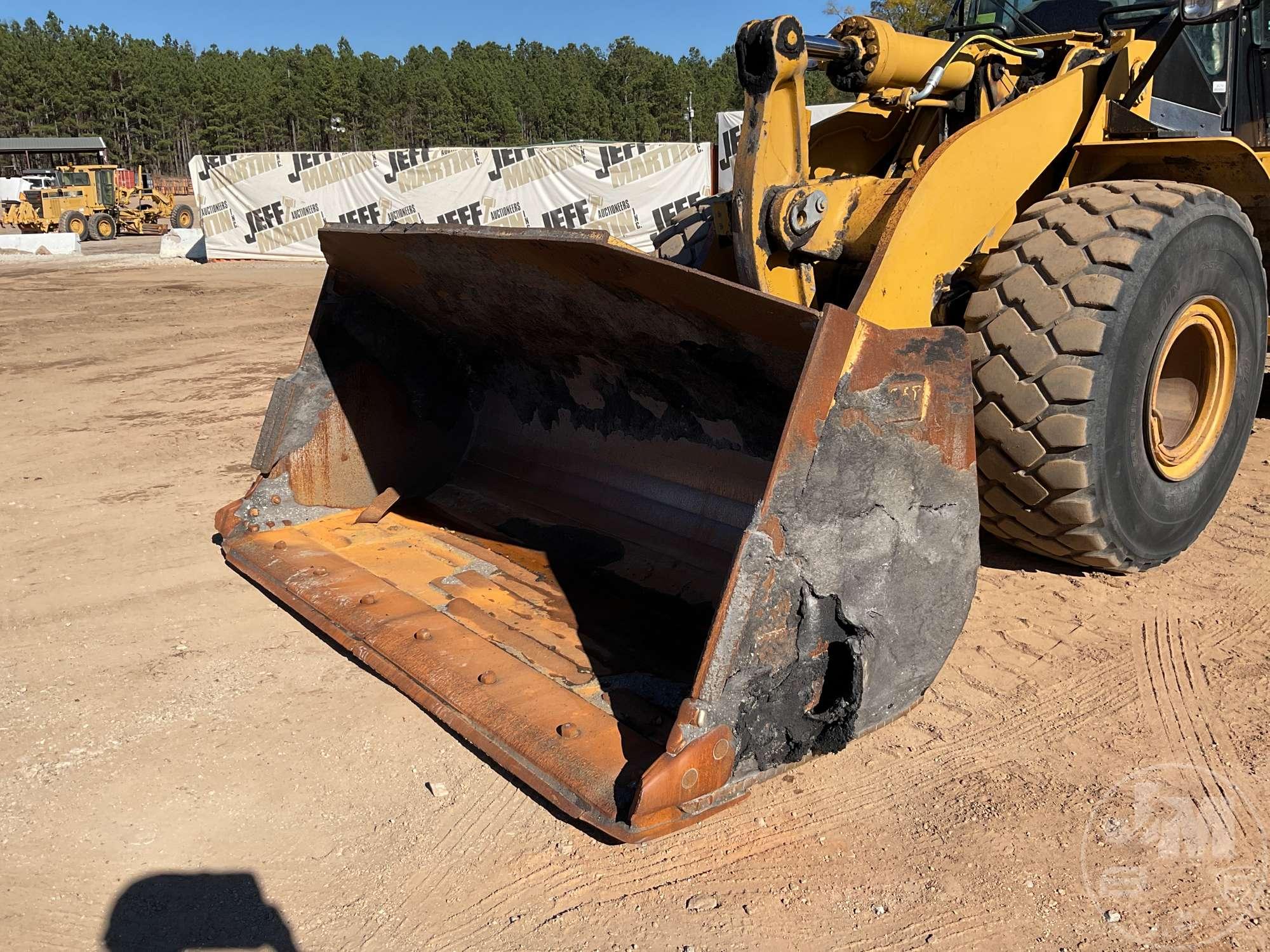 2011 CATERPILLAR 972H WHEEL LOADER SN: CAT0972HHA7D00997