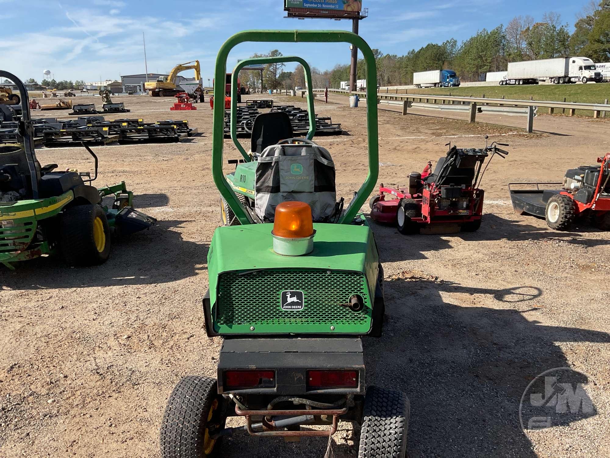 JOHN DEERE F935 SN: M0F935X186156 RIDING MOWER