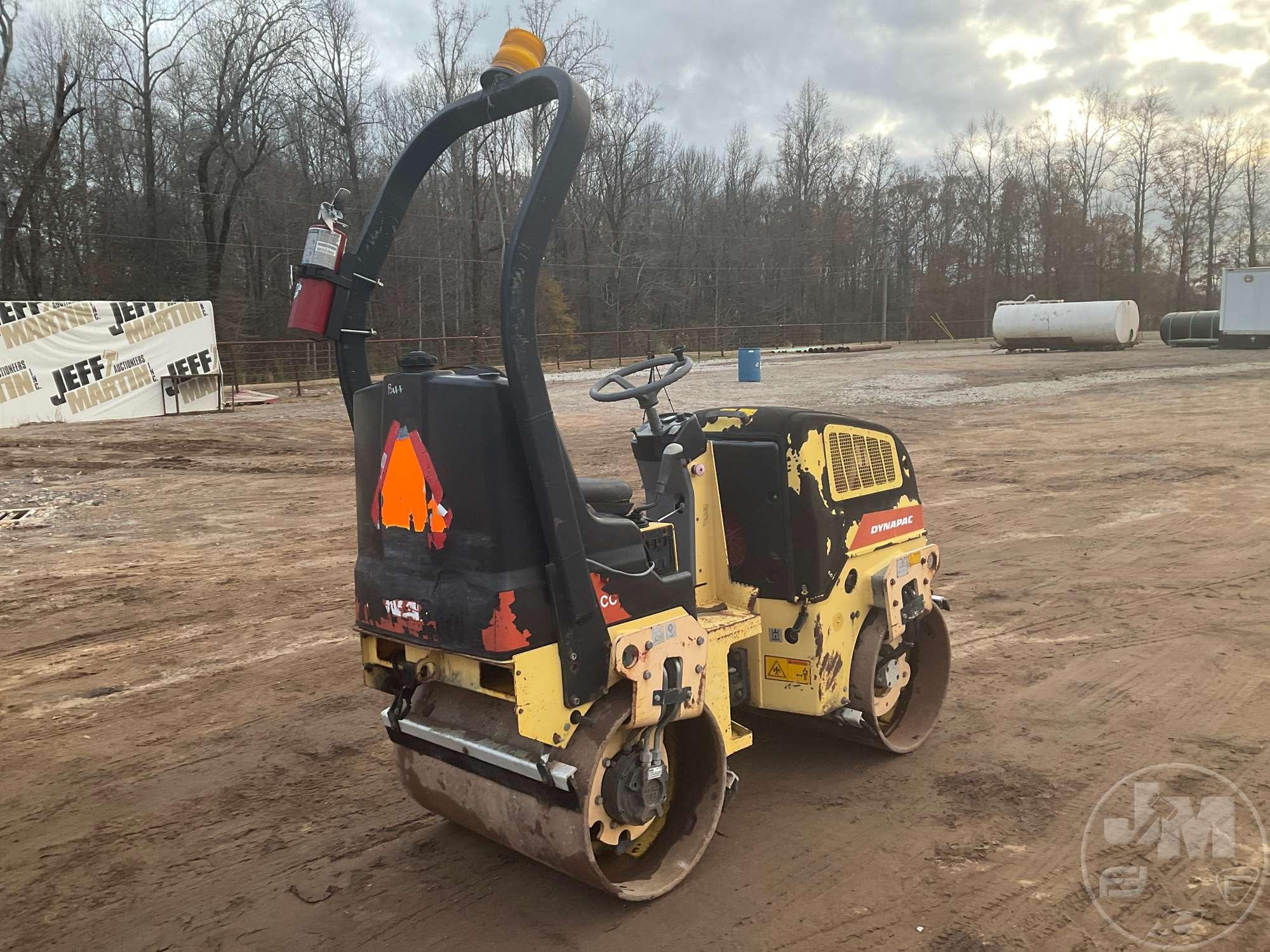 2008 DYNAPAC CC90G TANDEM VIBRATORY ROLLER SN: 88241745