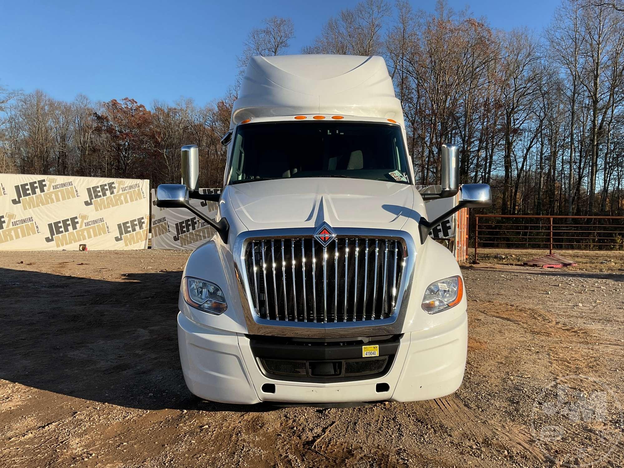 2019 INTERNATIONAL LT625 VIN: 3HSDZAPR0KN714536 TANDEM AXLE TRUCK TRACTOR