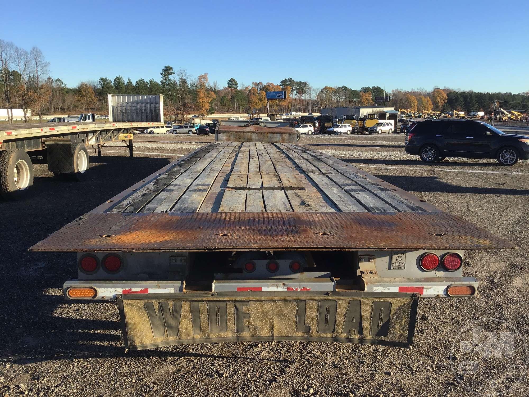 2009 TRAIL KING INDUSTRIES TK110SA-543 54’...... X 96”...... SLIDING AXLE TRAILER VIN: 1TKA0543X9M09