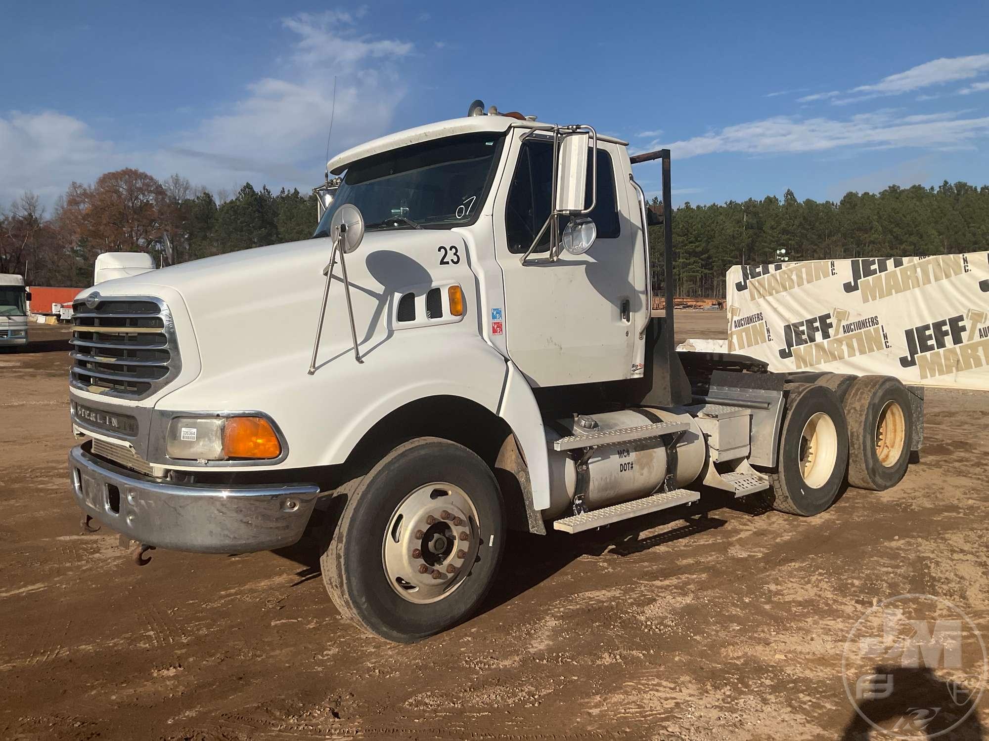 2007 STERLING TRUCK L9500 SERIES VIN: 2FWJAZCK27AY42002 TANDEM AXLE DAY CAB TRUCK TRACTOR