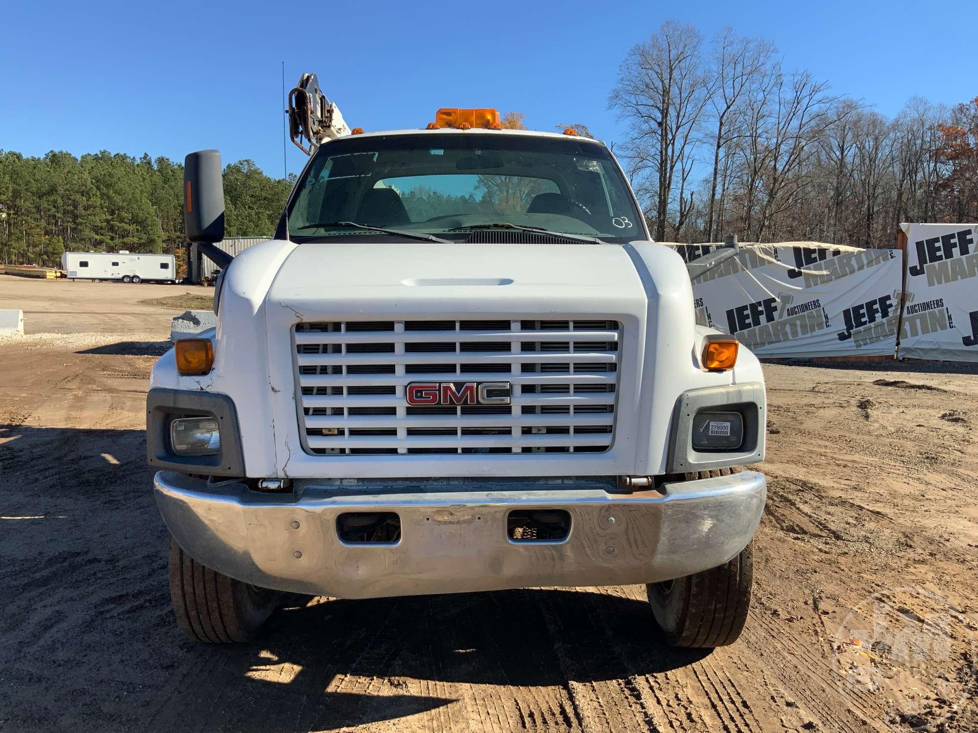 2003 GMC C6500 S/A MECHANICS TRUCK VIN: 1GDL6J1C53F513235