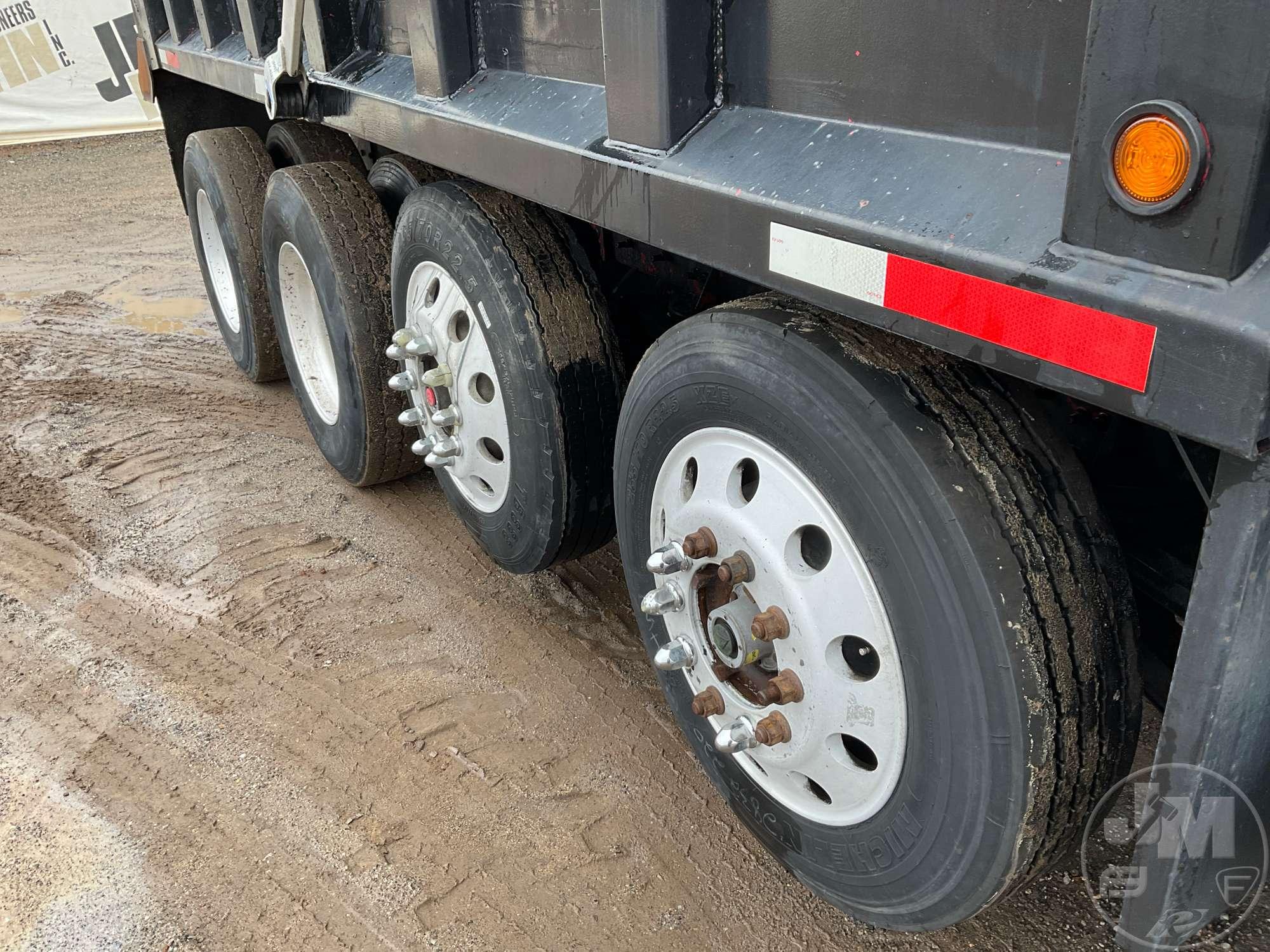 2004 MACK GRANITE CV713 QUAD AXLE DUMP TRUCK VIN: 1M2AG11CX4M017929