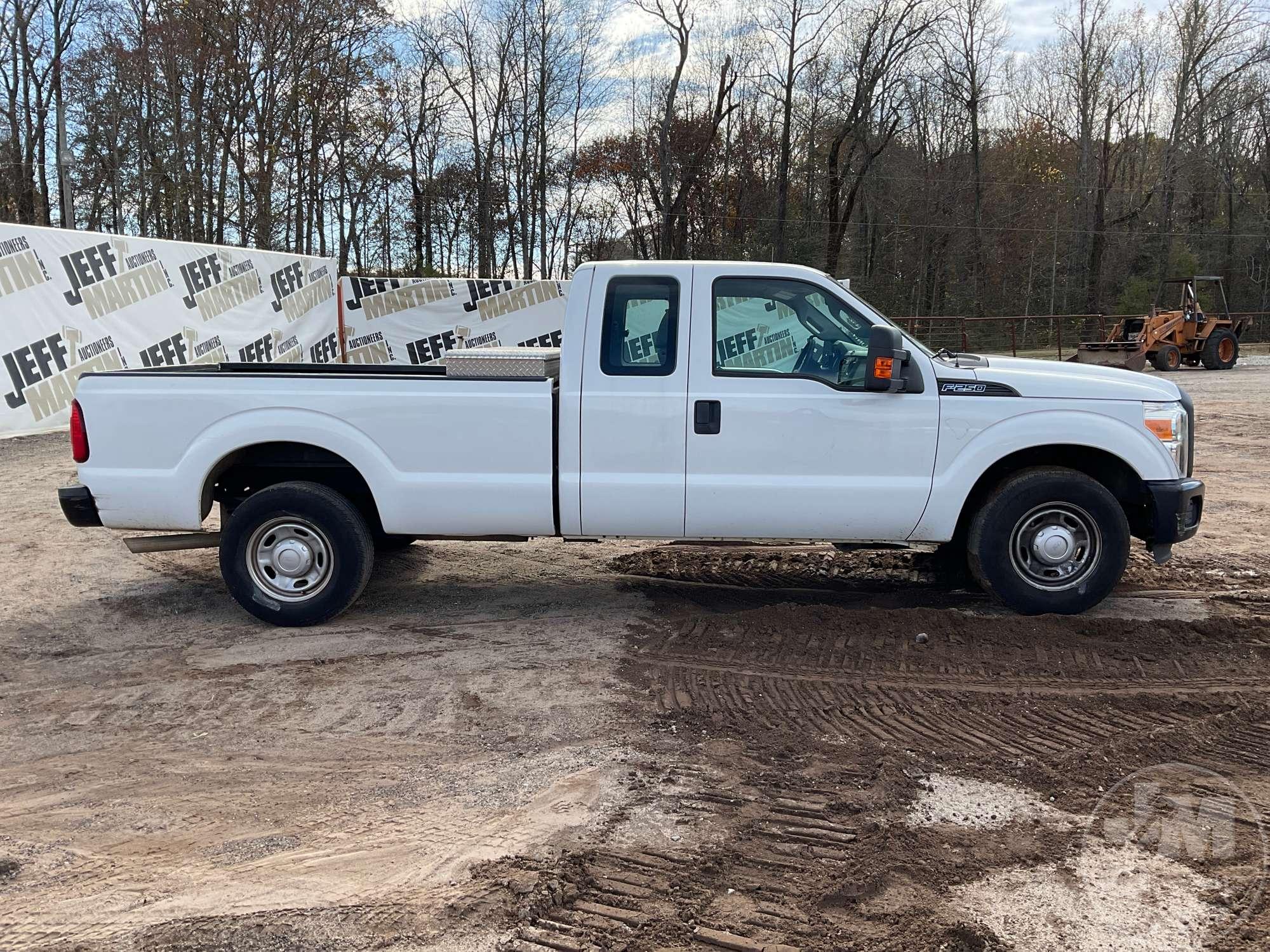 2012 FORD F-250 XL EXTENDED CAB 3/4 TON PICKUP VIN: 1FT7X2A64CEB55053