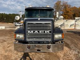 1999 MACK CH613 VIN: 1M1AA13Y0XW093795 TANDEM AXLE DAY CAB TRUCK TRACTOR