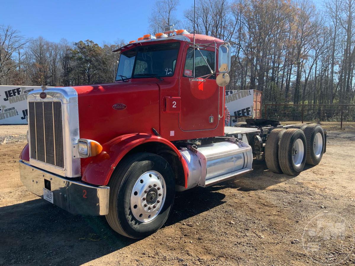 1992 PETERBILT 378 VIN: 1XPFDE9X2ND323380 TANDEM AXLE DAY CAB TRUCK TRACTOR