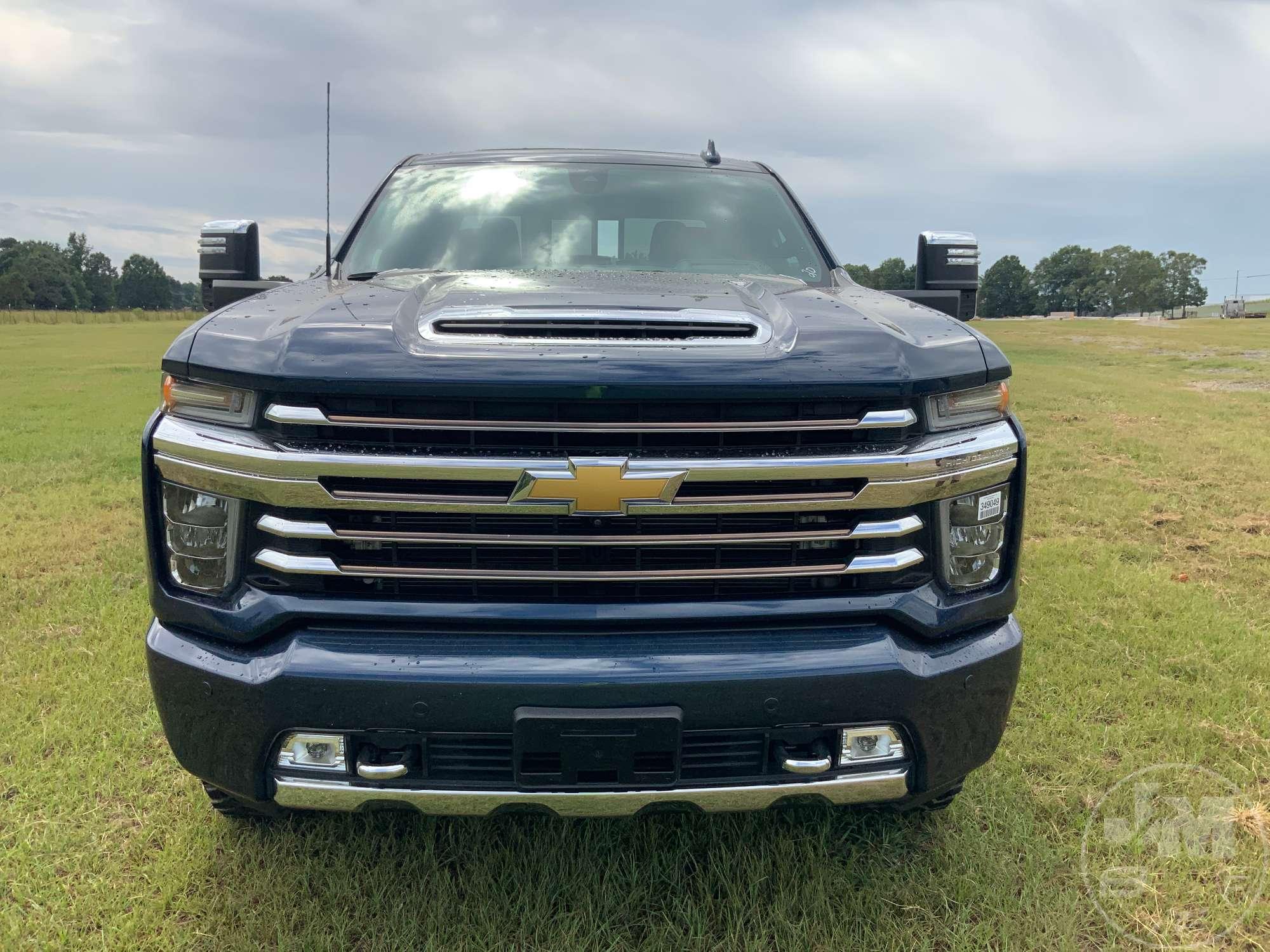 2020 CHEVROLET SILVERADO 2500 HD HIGH COUNTRY CREW CAB 4X4 3/4 TON PICKUP VIN: 1GC1YREY4LF227998