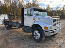 2001 INTERNATIONAL 4700 VIN: 1HTSCAAN81H341619 REGULAR CAB FLATBED TRUCK