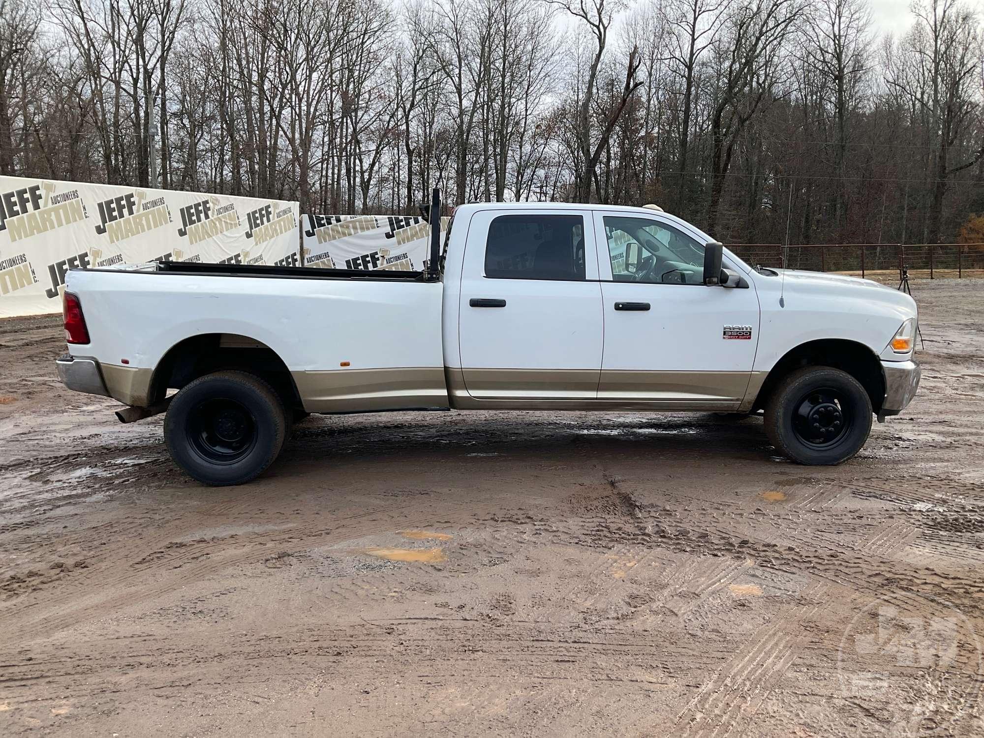 2010 DODGE RAM CREW CAB 4X4 PICKUP VIN: 3D73Y4CLXAG194137