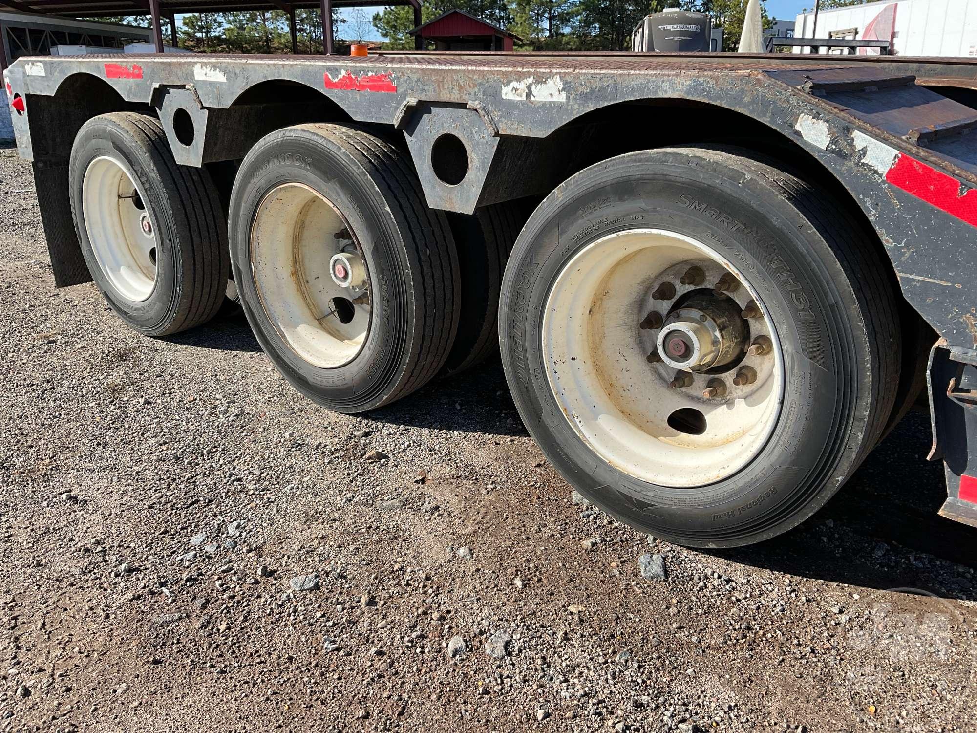 1998 FONTAINE SPECIALIZED INC HYDRAULIC RGN LOWBOY TRAILER VIN: 4LF4S5037W3506344