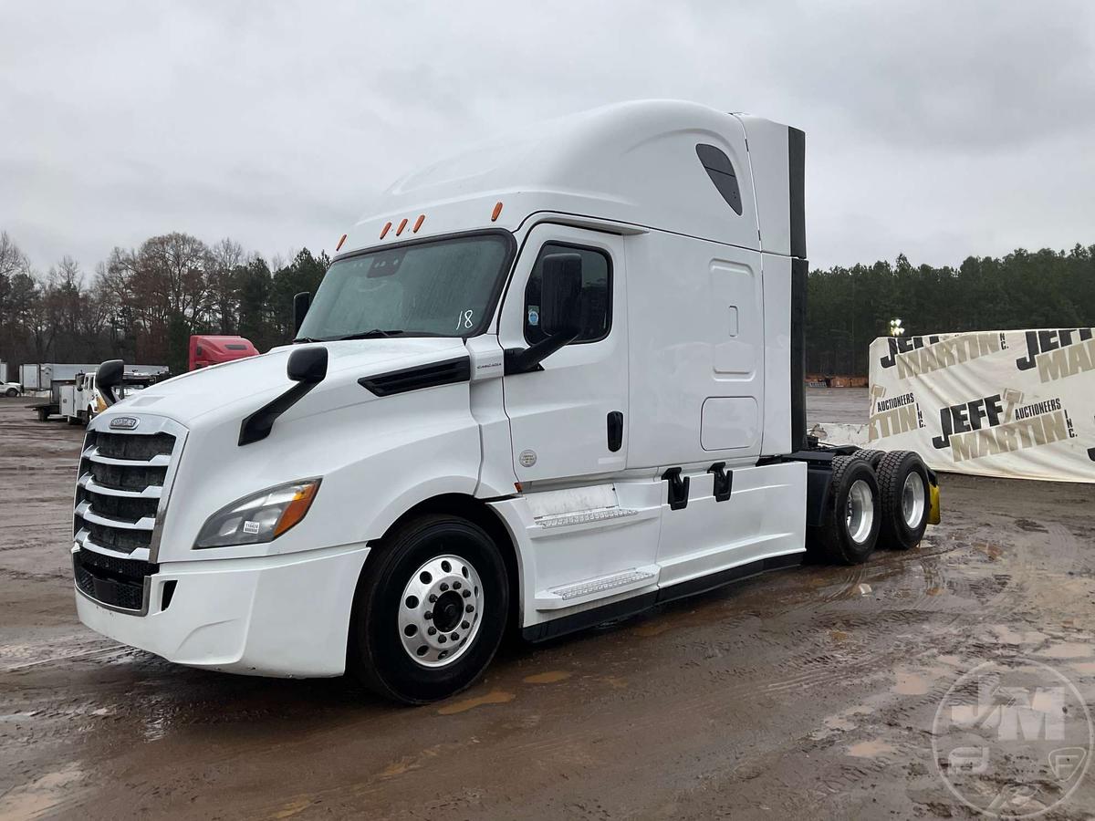 2018 FREIGHTLINER CASCADIA VIN: 3AKJHHDR8JSJH9790 TANDEM AXLE TRUCK TRACTOR