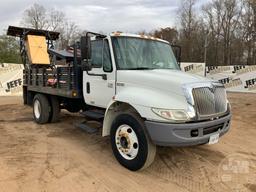 2008 INTERNATIONAL 4200 VIN: 1HTMPAFM28H546148 SINGLE AXLE ATTENUATOR TRUCK