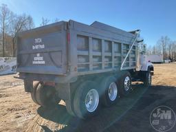 1999 MACK RD600 TRI-AXLE DUMP TRUCK VIN: 1M2P289C7XM026596