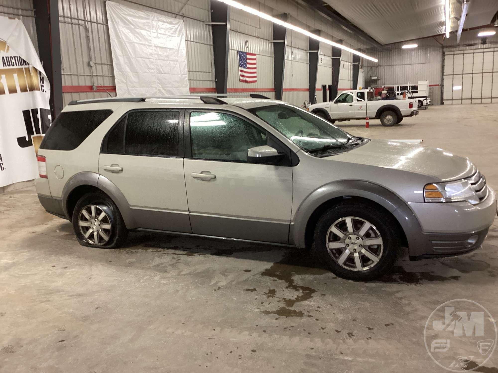 2008 FORD TAURUS X VIN: 1FMDK02WX8GA13219 FWD SUV