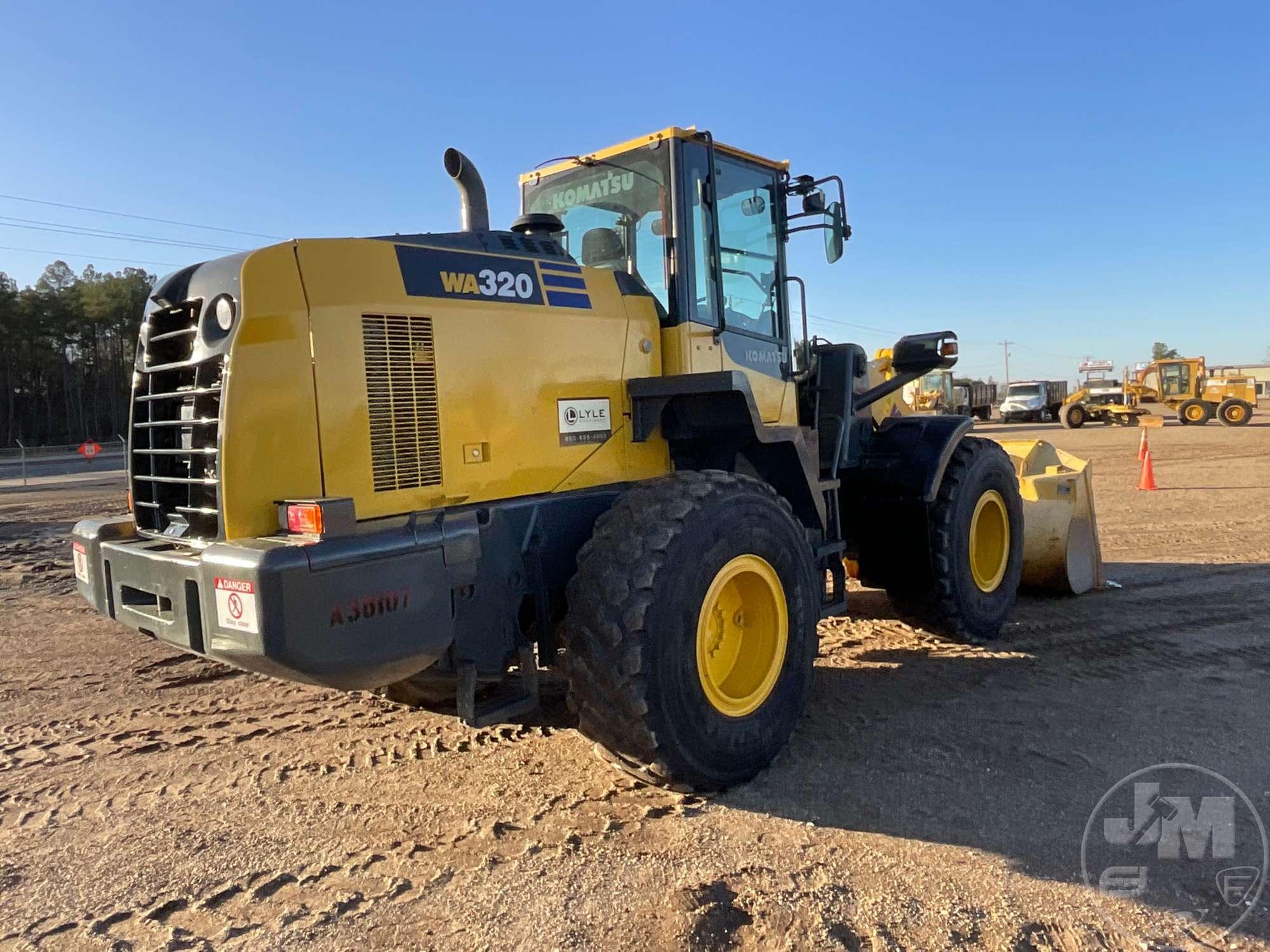 2017 KOMATSU WA320-8 WHEEL LOADER SN: A38107