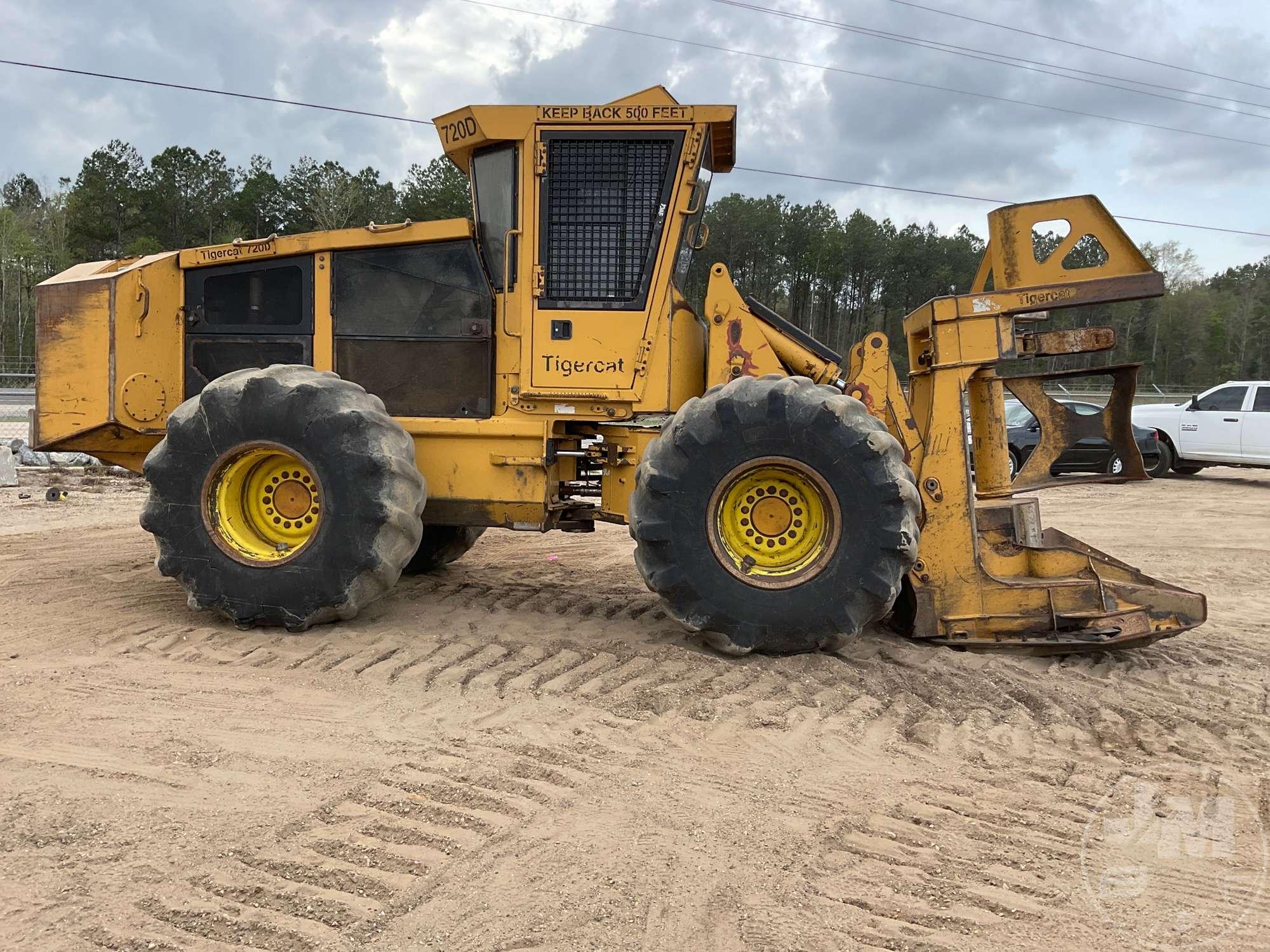 2005 TIGERCAT 720 D SN: 7204093 FELLER BUNCHER