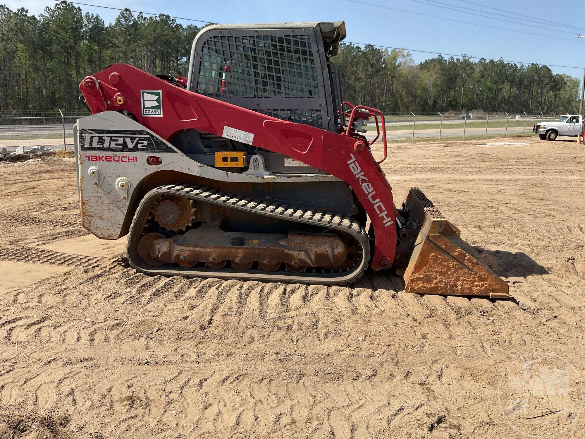 2019 TAKEUCHI MODEL TL12V2 MULTI TERRAIN LOADER SN: 412002437 CAB