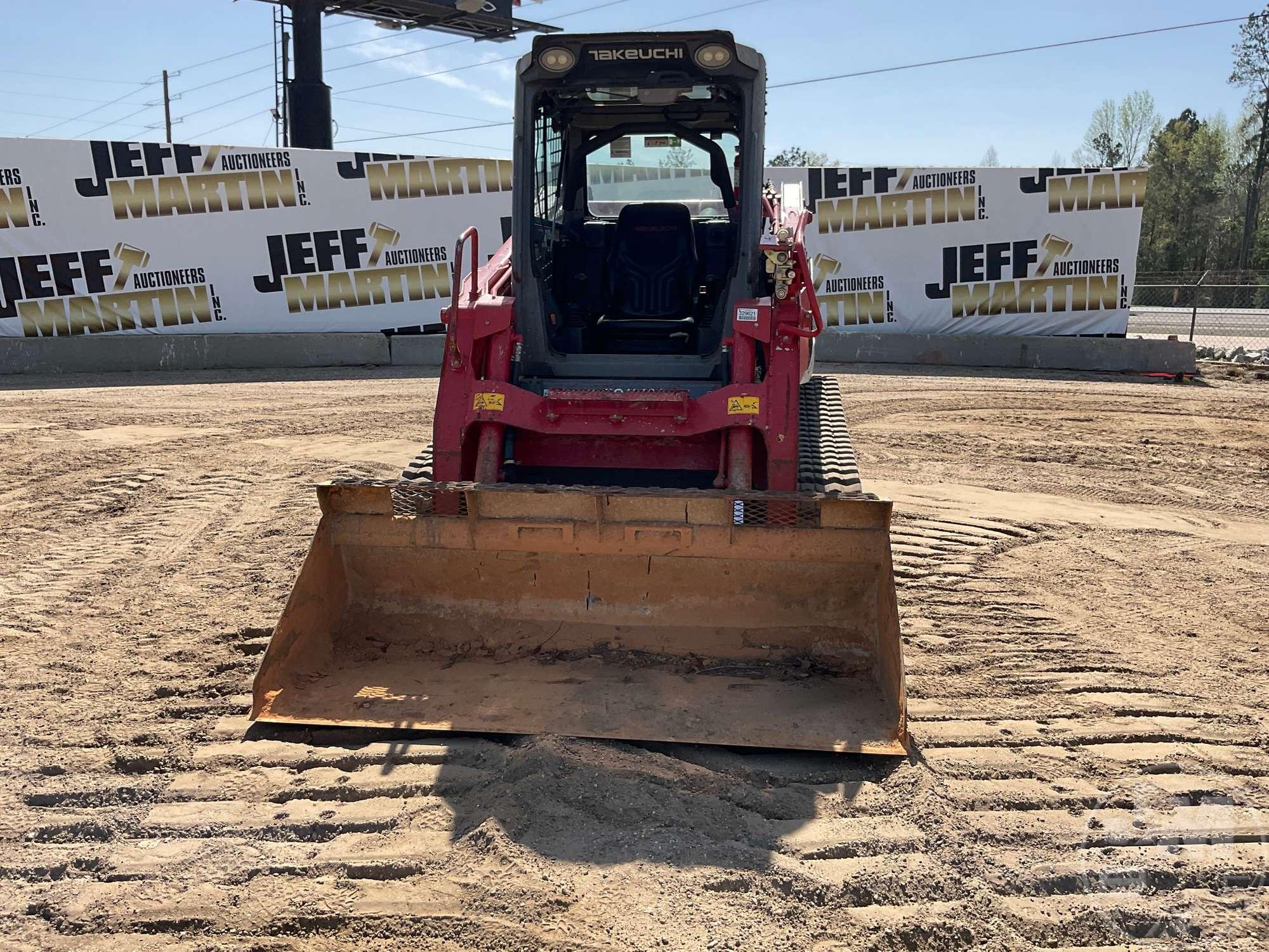 2019 TAKEUCHI MODEL TL12V2 MULTI TERRAIN LOADER SN: 412002437 CAB